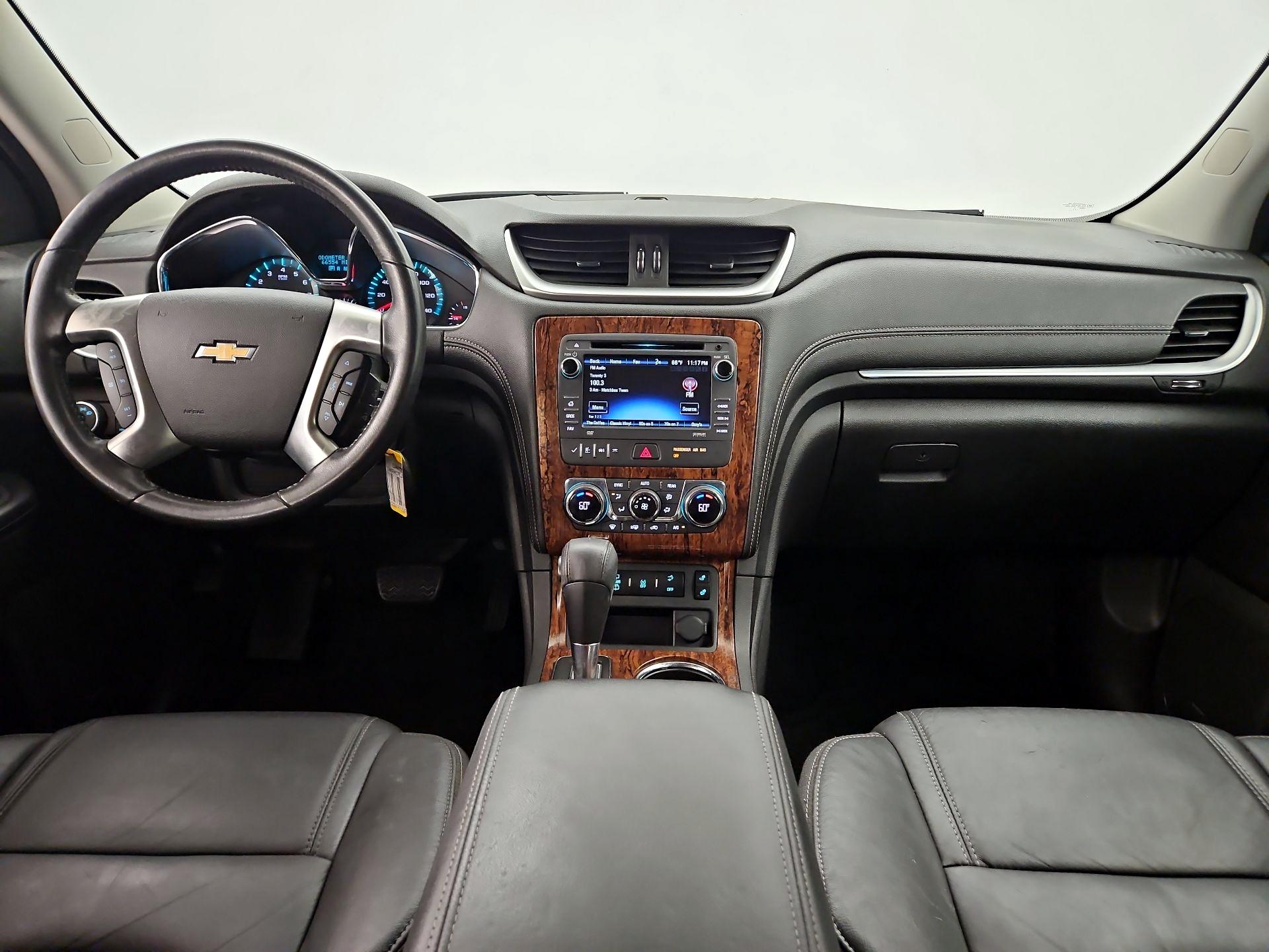 Thumbnail: 2014 Chevrolet Traverse - 9