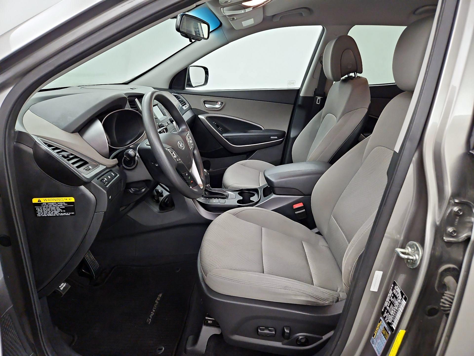 Thumbnail: 2016 Hyundai Santa Fe - 11