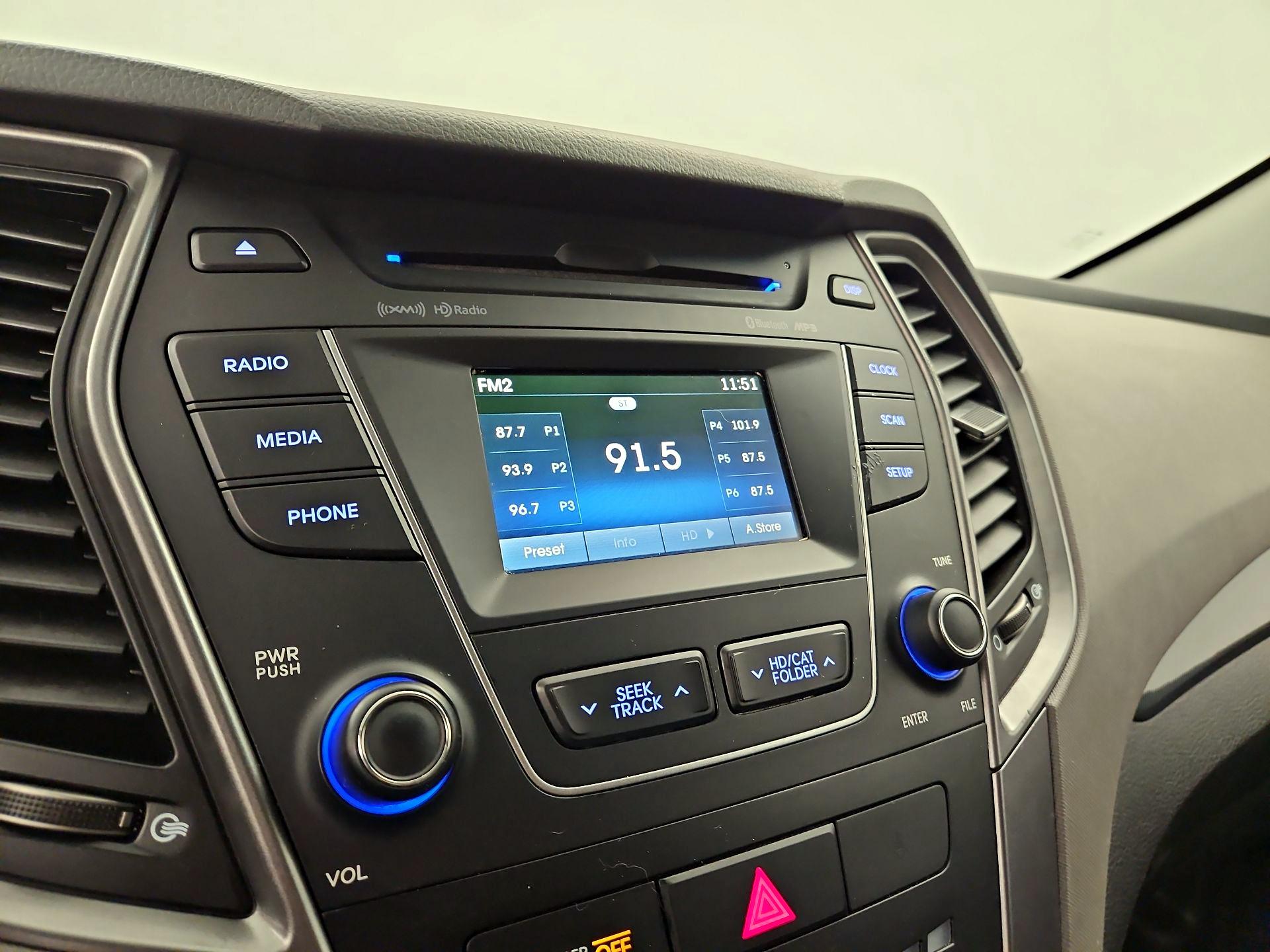 Thumbnail: 2016 Hyundai Santa Fe - 15