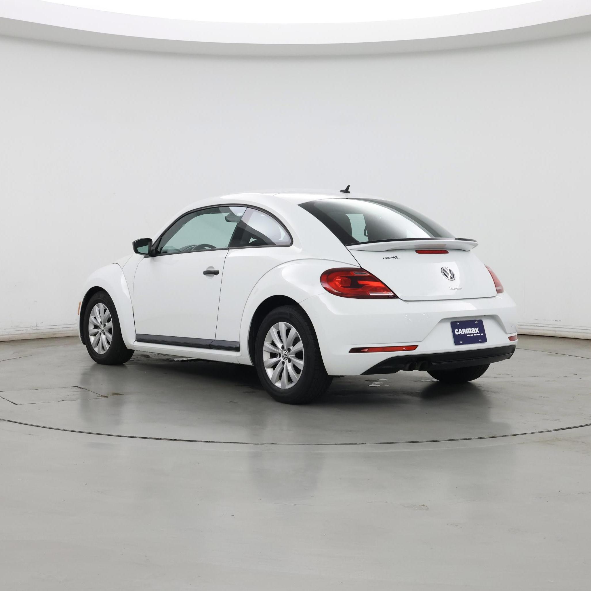 Thumbnail: 2017 Volkswagen Beetle - 2