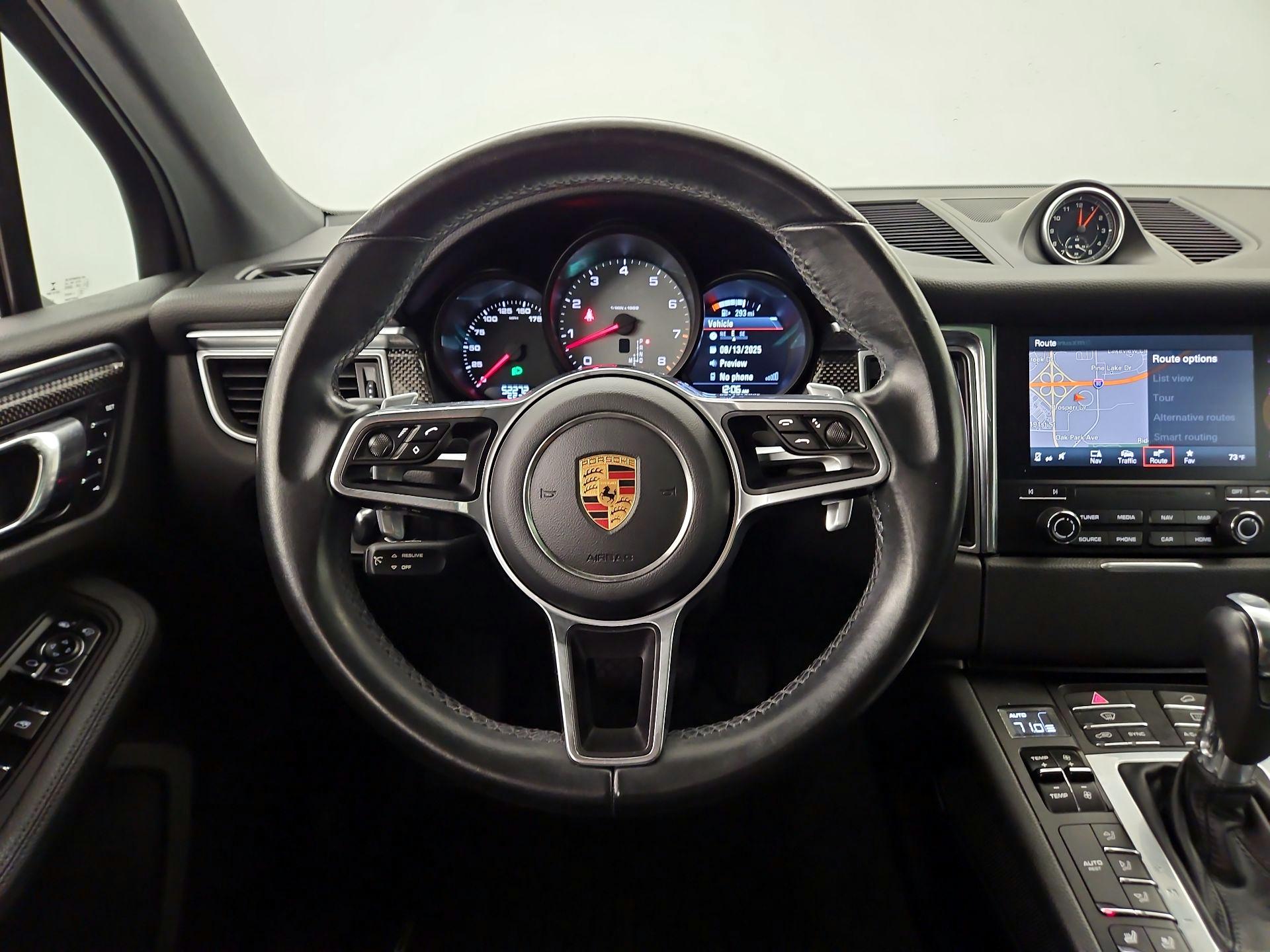 Thumbnail: 2017 Porsche Macan - 10