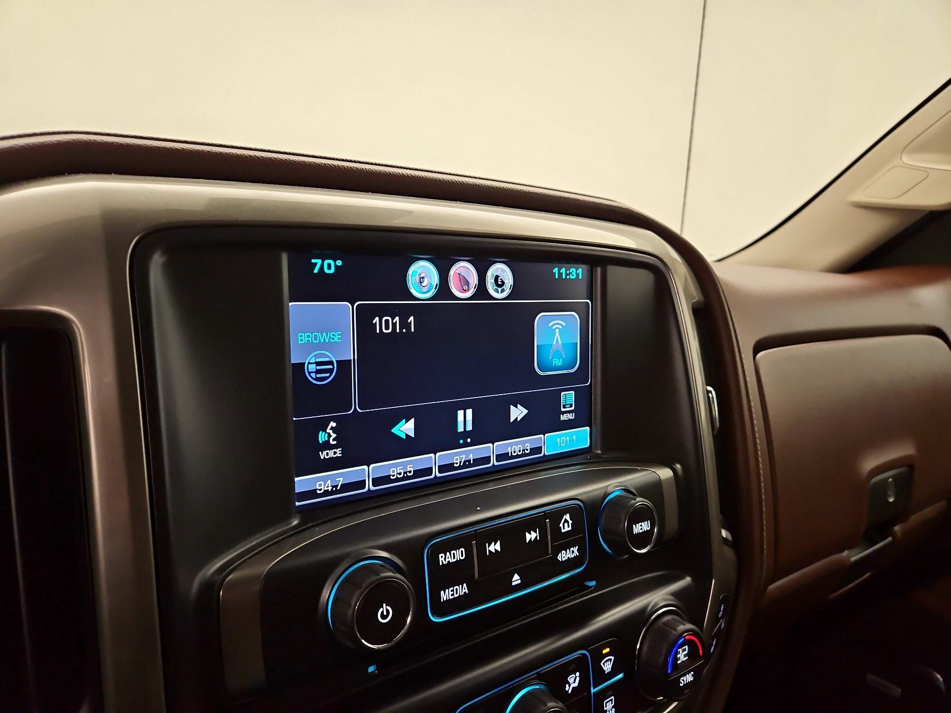Thumbnail: 2015 Chevrolet Silverado 1500 - 16