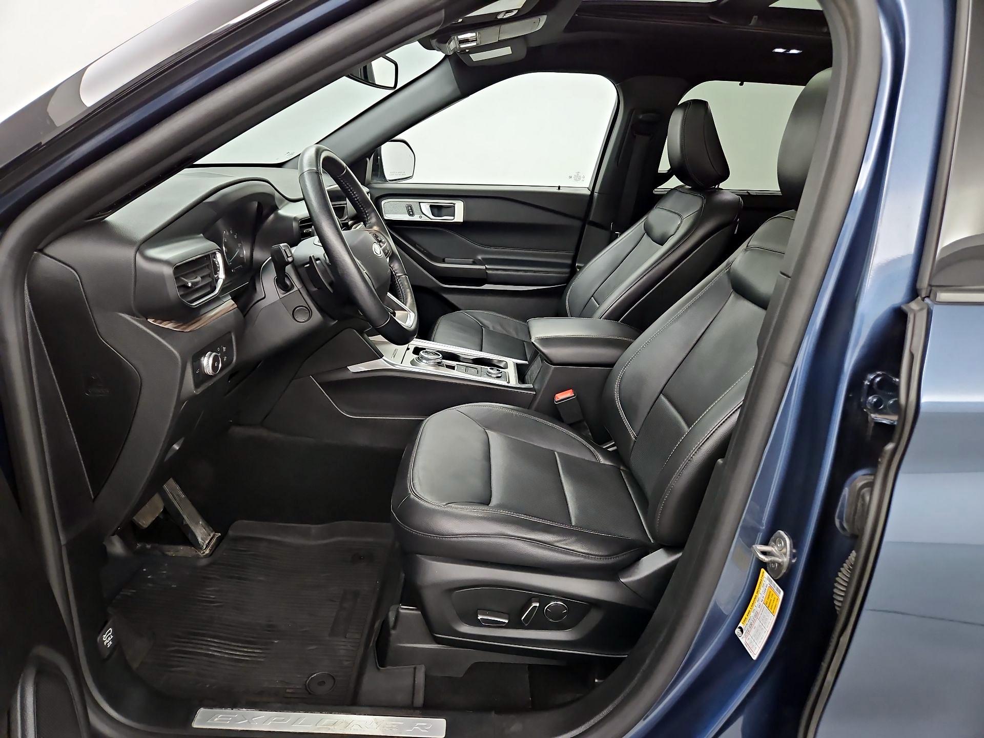Thumbnail: 2020 Ford Explorer - 11