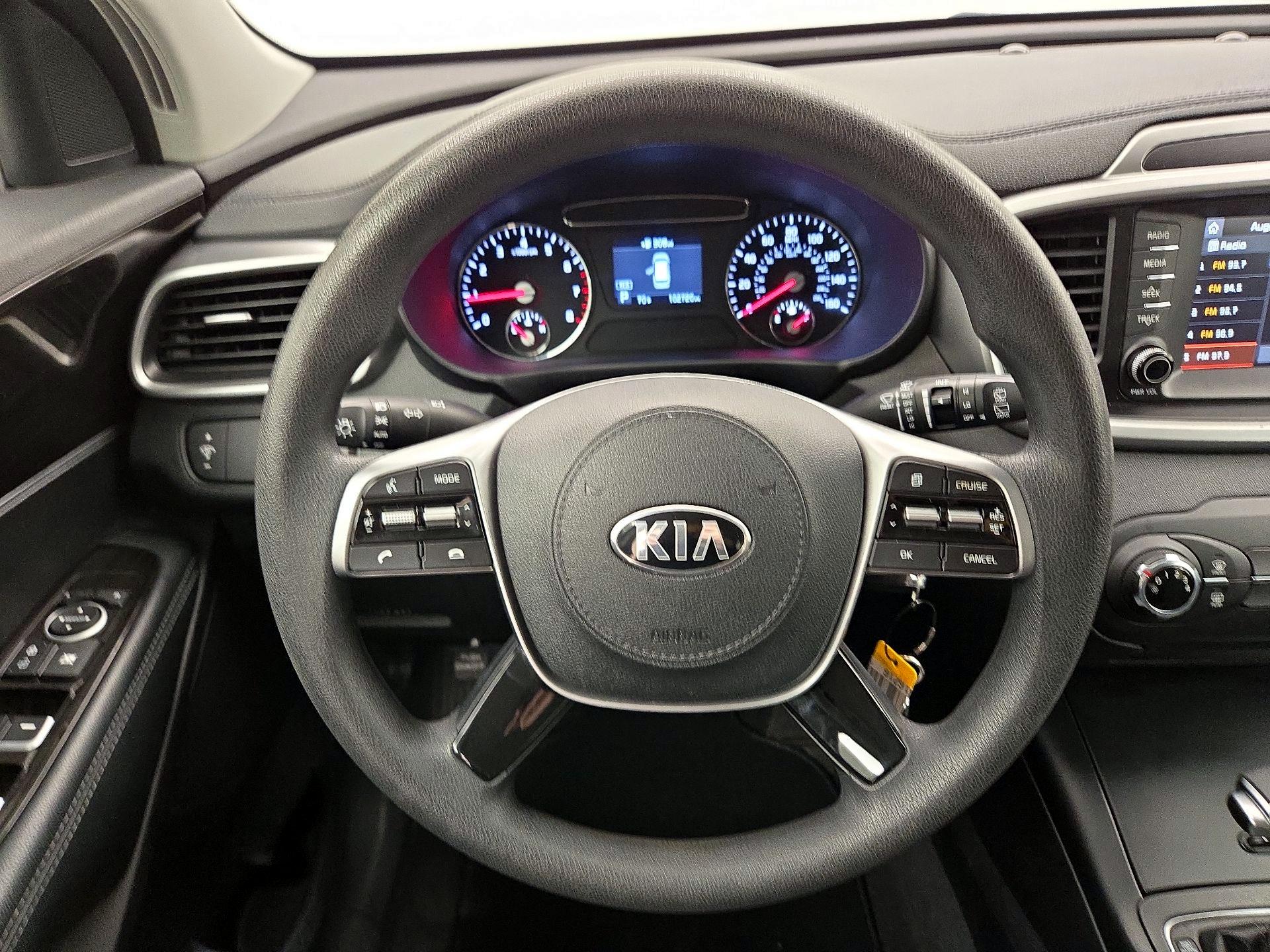 Thumbnail: 2019 Kia Sorento - 10