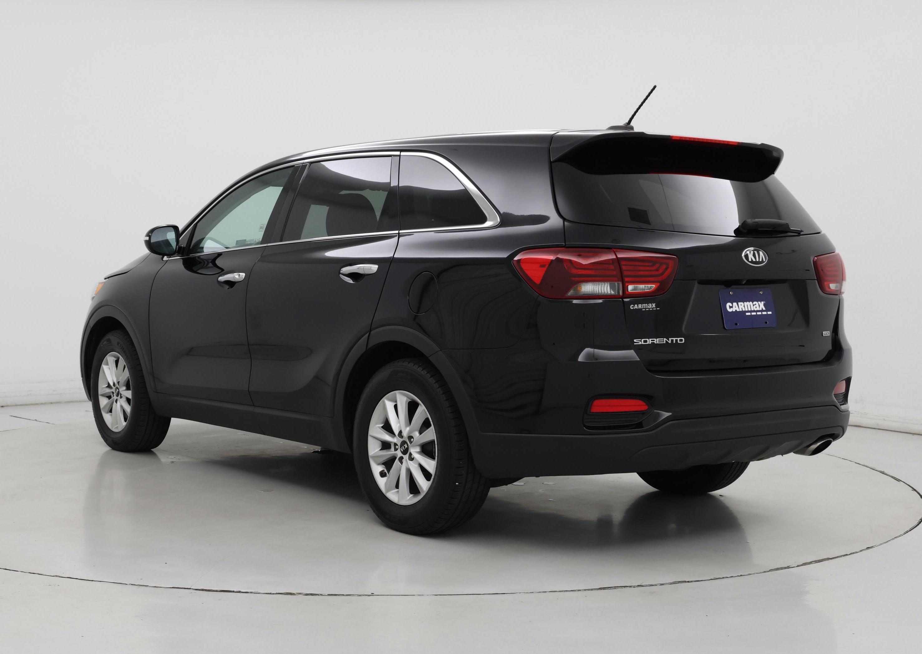 Thumbnail: 2019 Kia Sorento - 2