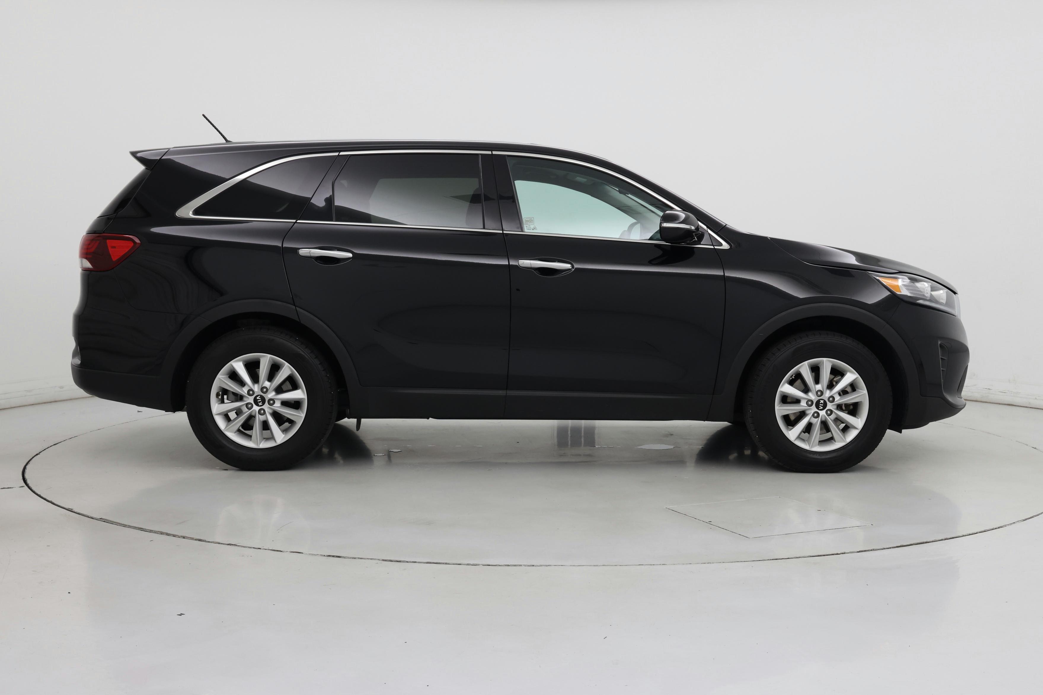 Thumbnail: 2019 Kia Sorento - 7