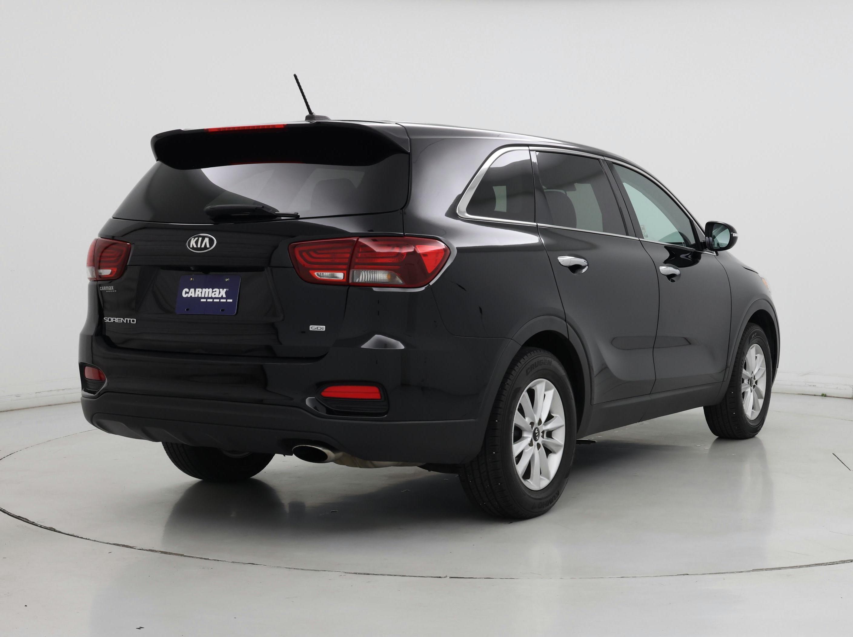 Thumbnail: 2019 Kia Sorento - 8