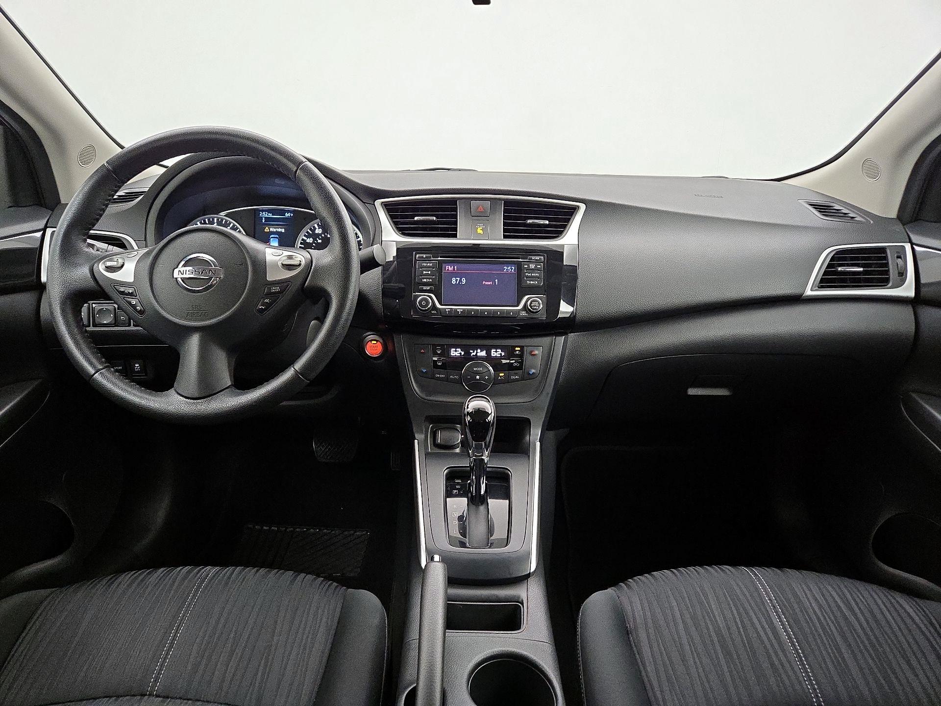 Thumbnail: 2018 Nissan Sentra - 9
