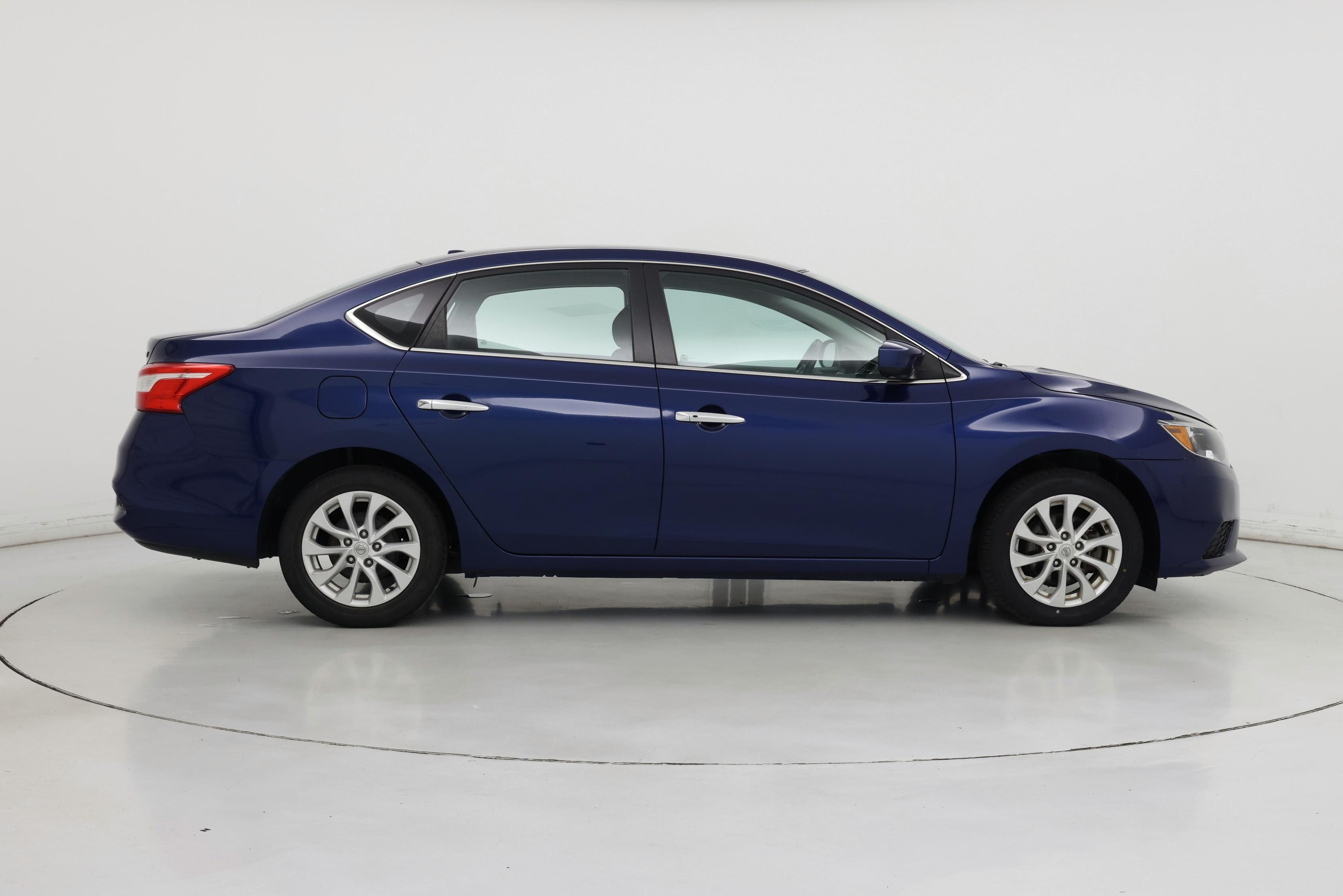 Thumbnail: 2018 Nissan Sentra - 7