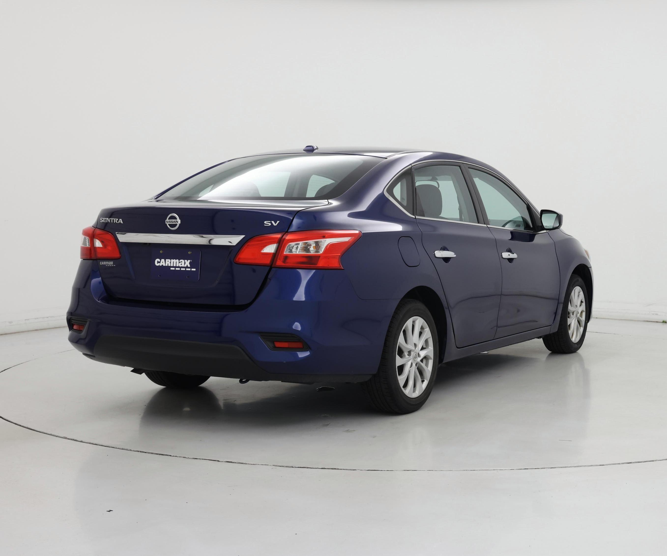 Thumbnail: 2018 Nissan Sentra - 8