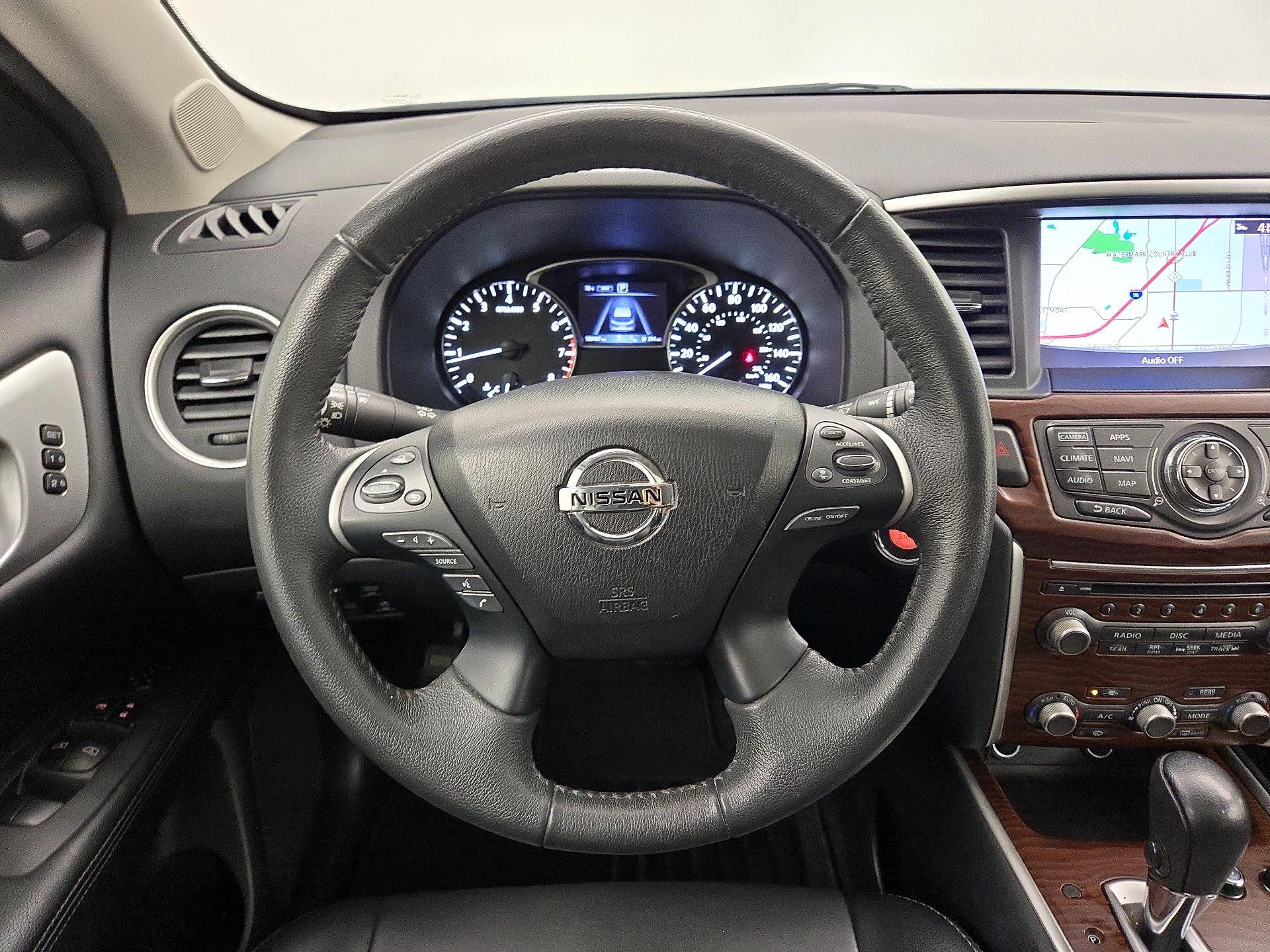 Thumbnail: 2017 Nissan Pathfinder - 10