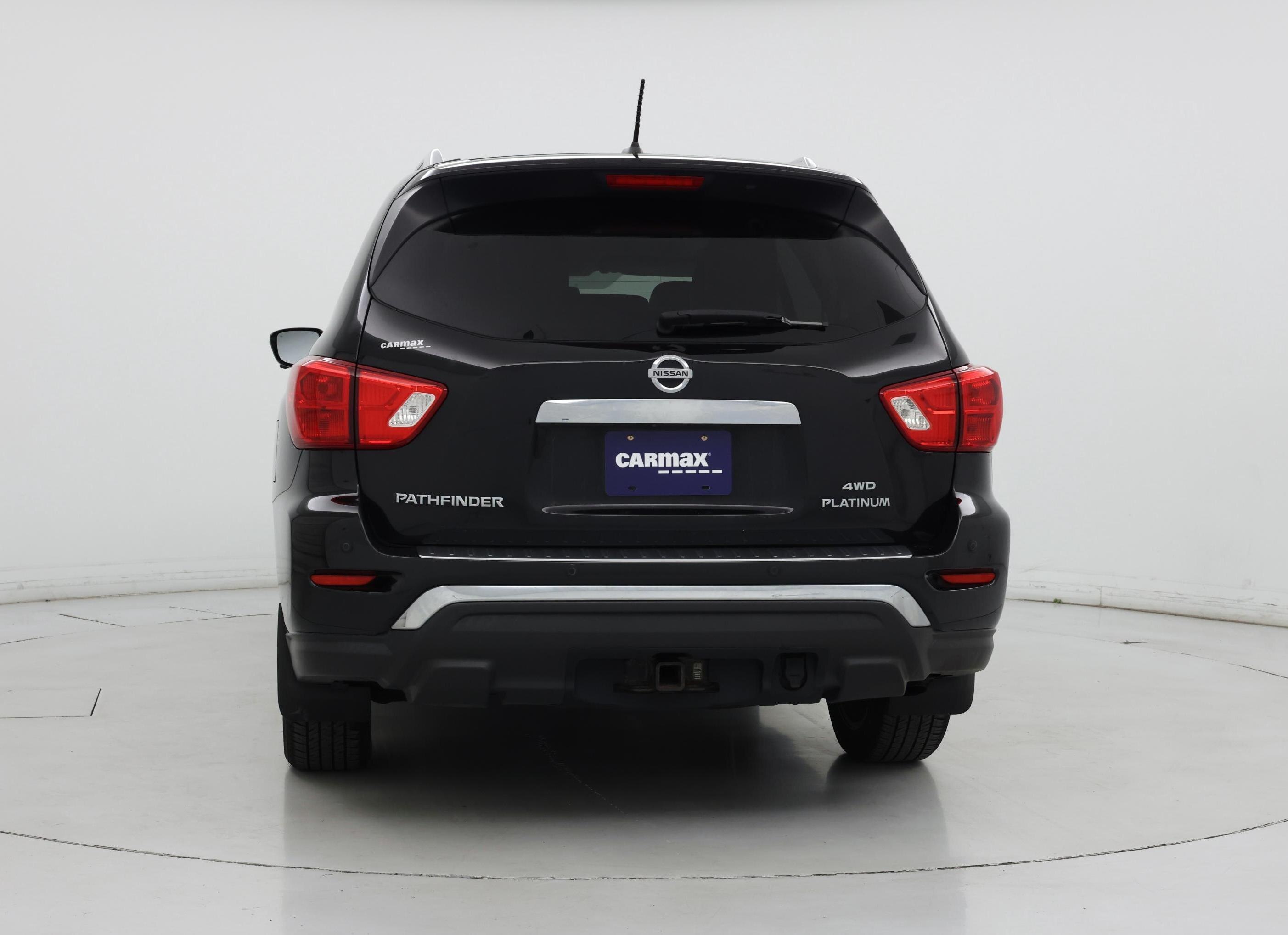 Thumbnail: 2017 Nissan Pathfinder - 6