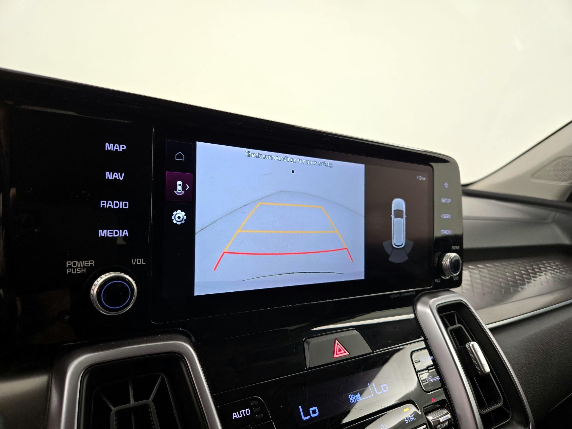 Thumbnail: 2022 Kia Sorento - 15