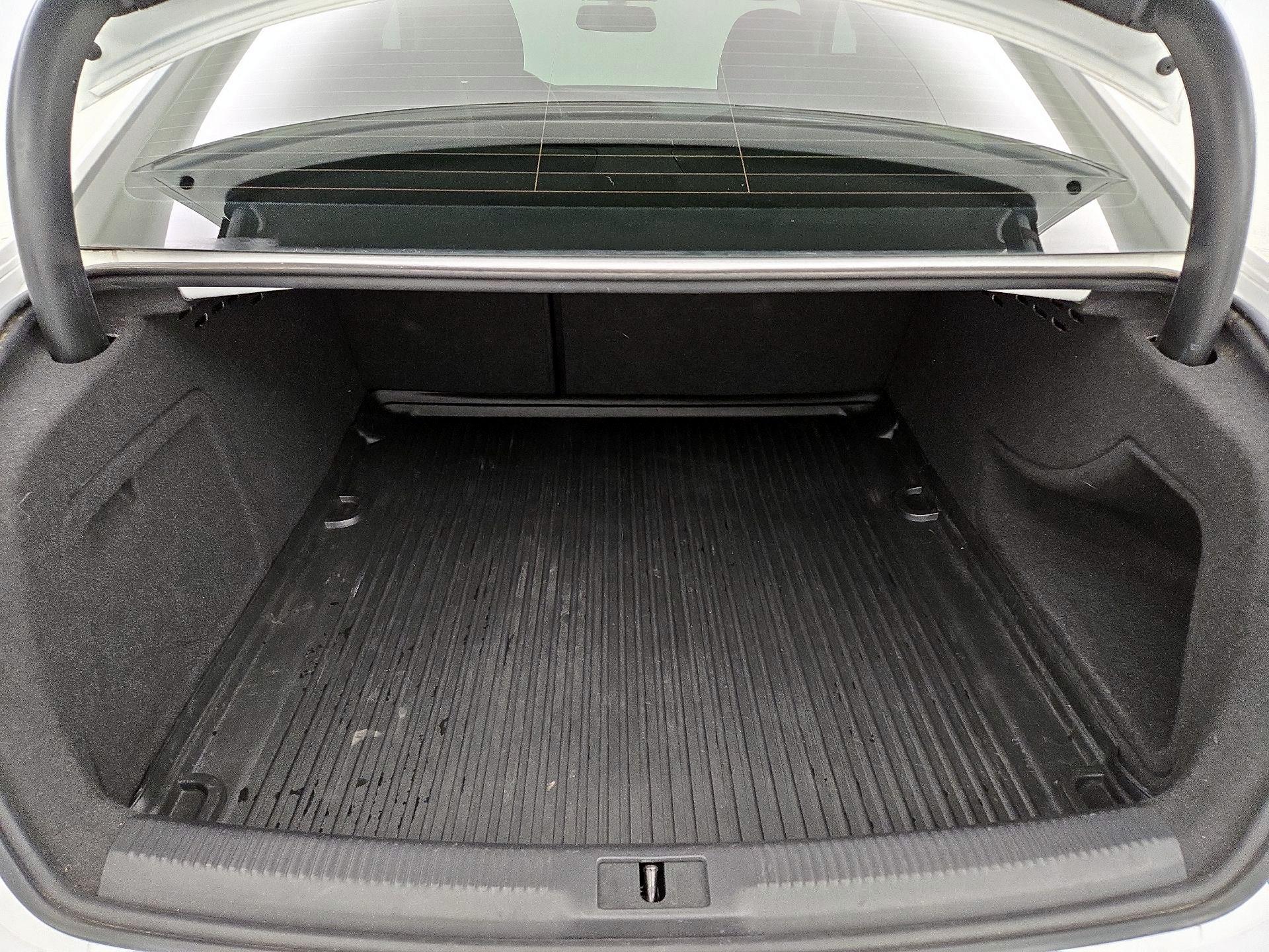 Thumbnail: 2015 Audi A4 - 19