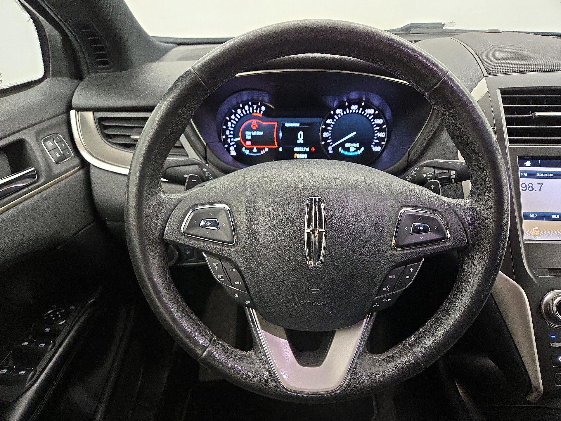 Thumbnail: 2019 Lincoln MKC - 10