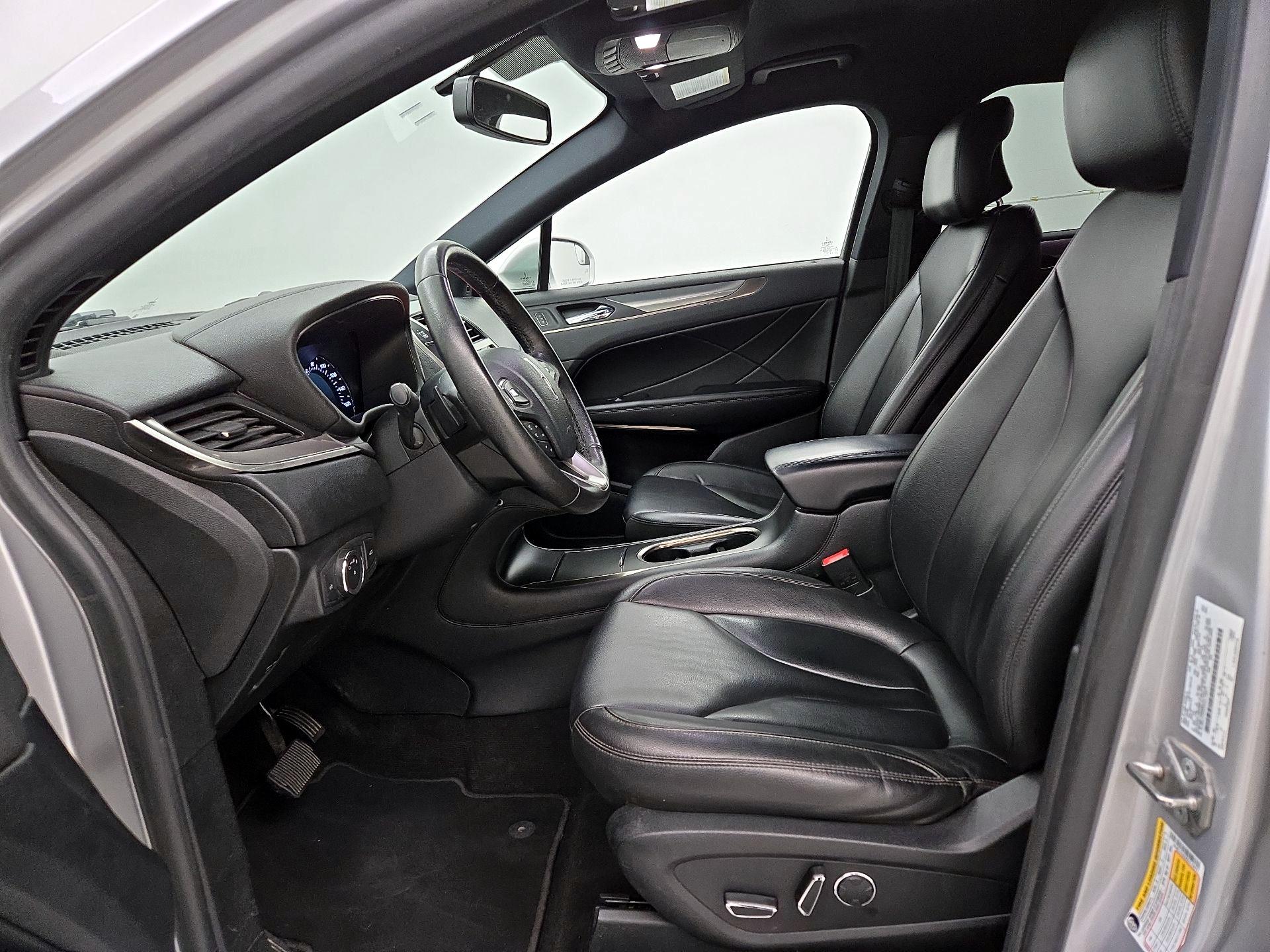 Thumbnail: 2019 Lincoln MKC - 11