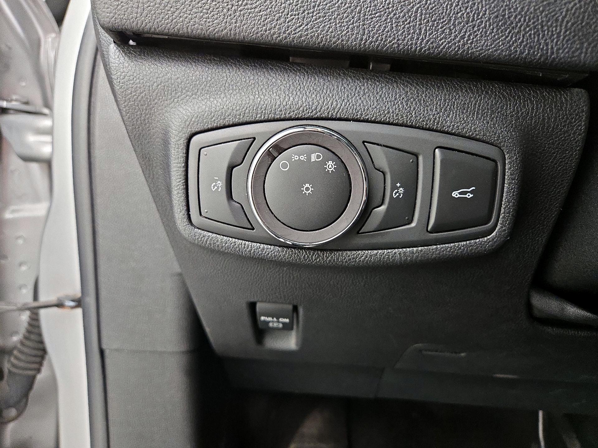 Thumbnail: 2019 Lincoln MKC - 13