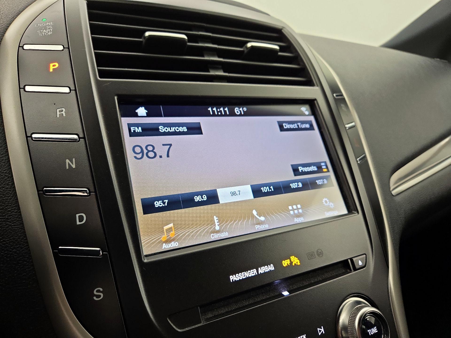 Thumbnail: 2019 Lincoln MKC - 15