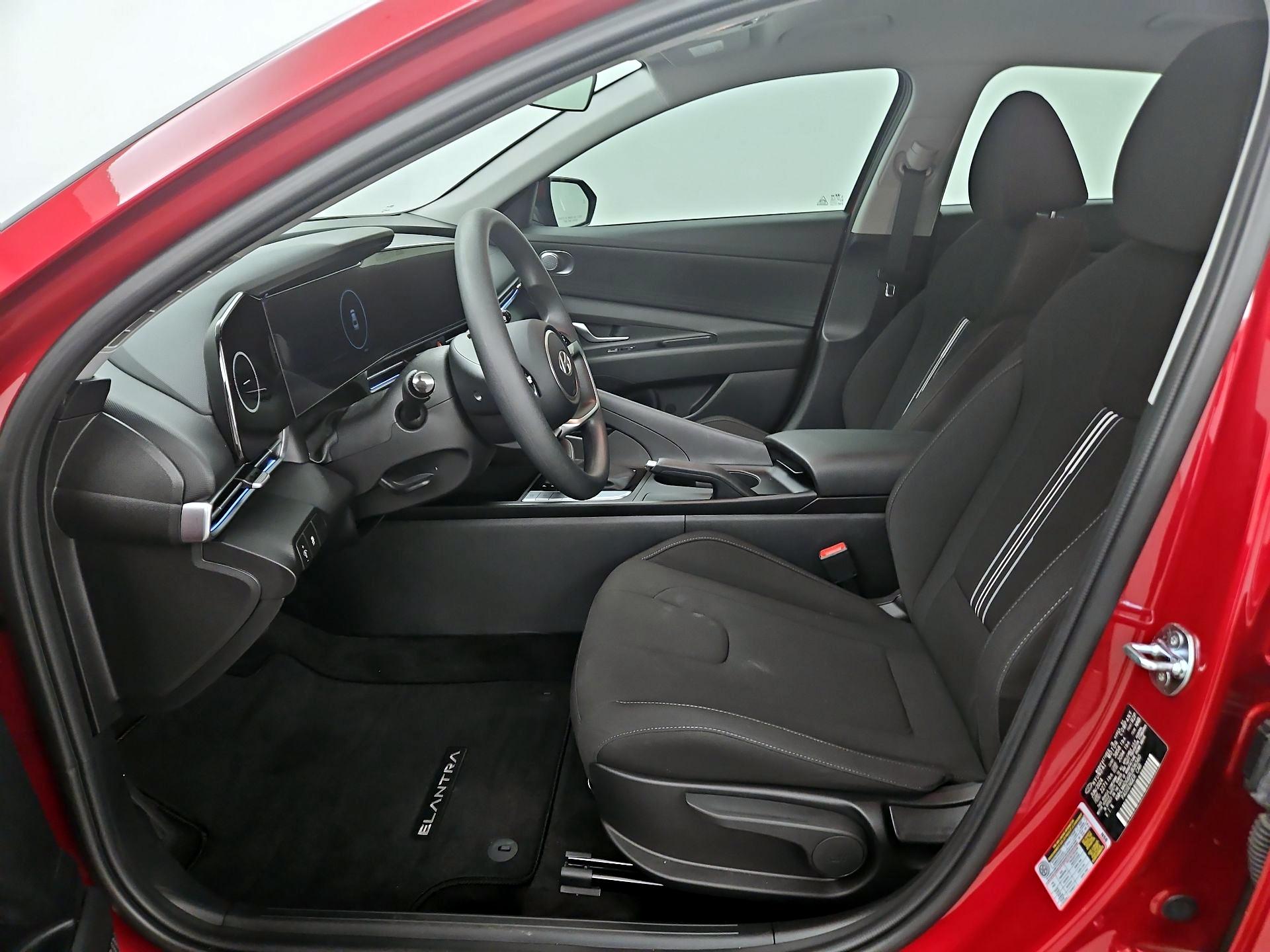 Thumbnail: 2024 Hyundai Elantra - 11