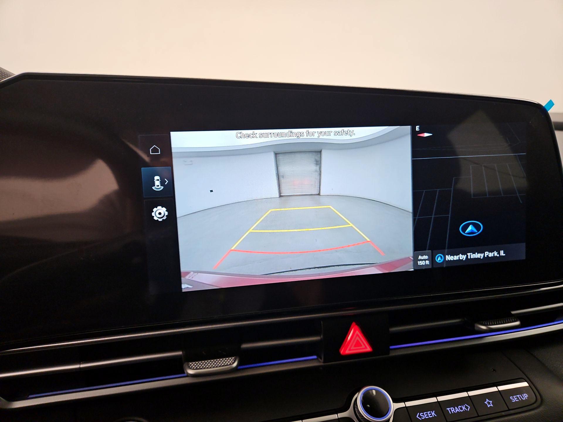 Thumbnail: 2024 Hyundai Elantra - 15