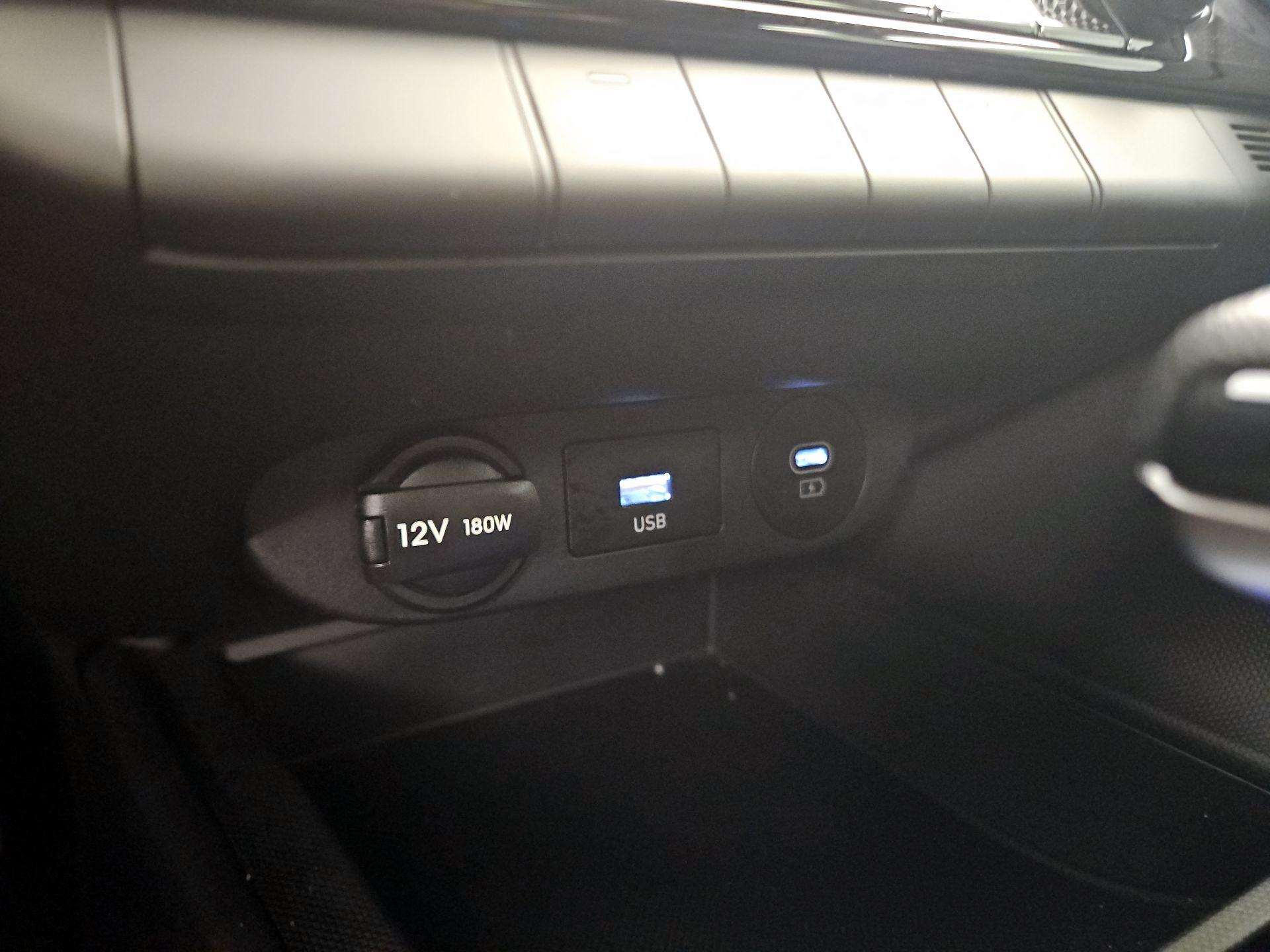 Thumbnail: 2024 Hyundai Elantra - 19