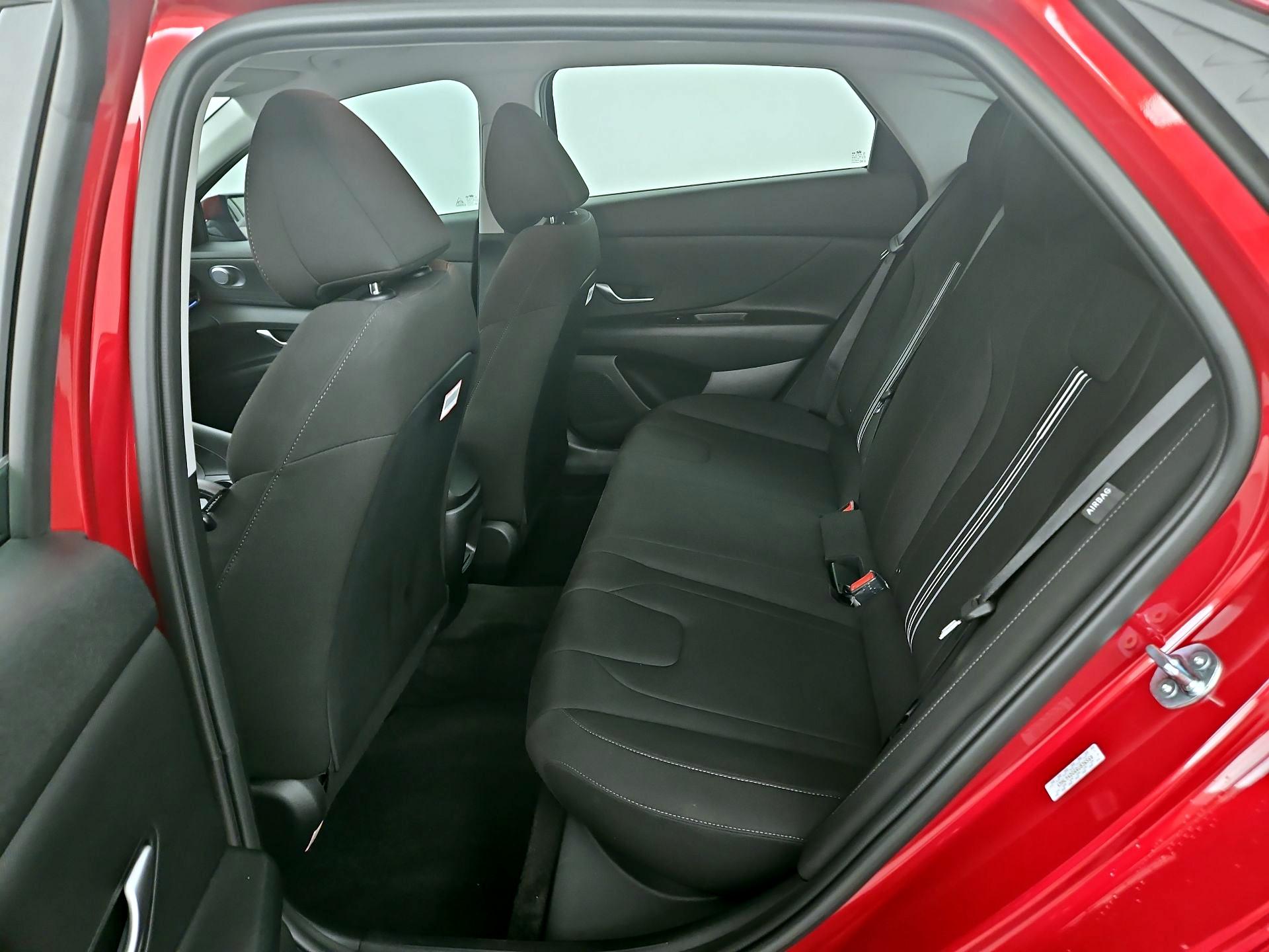 Thumbnail: 2024 Hyundai Elantra - 20