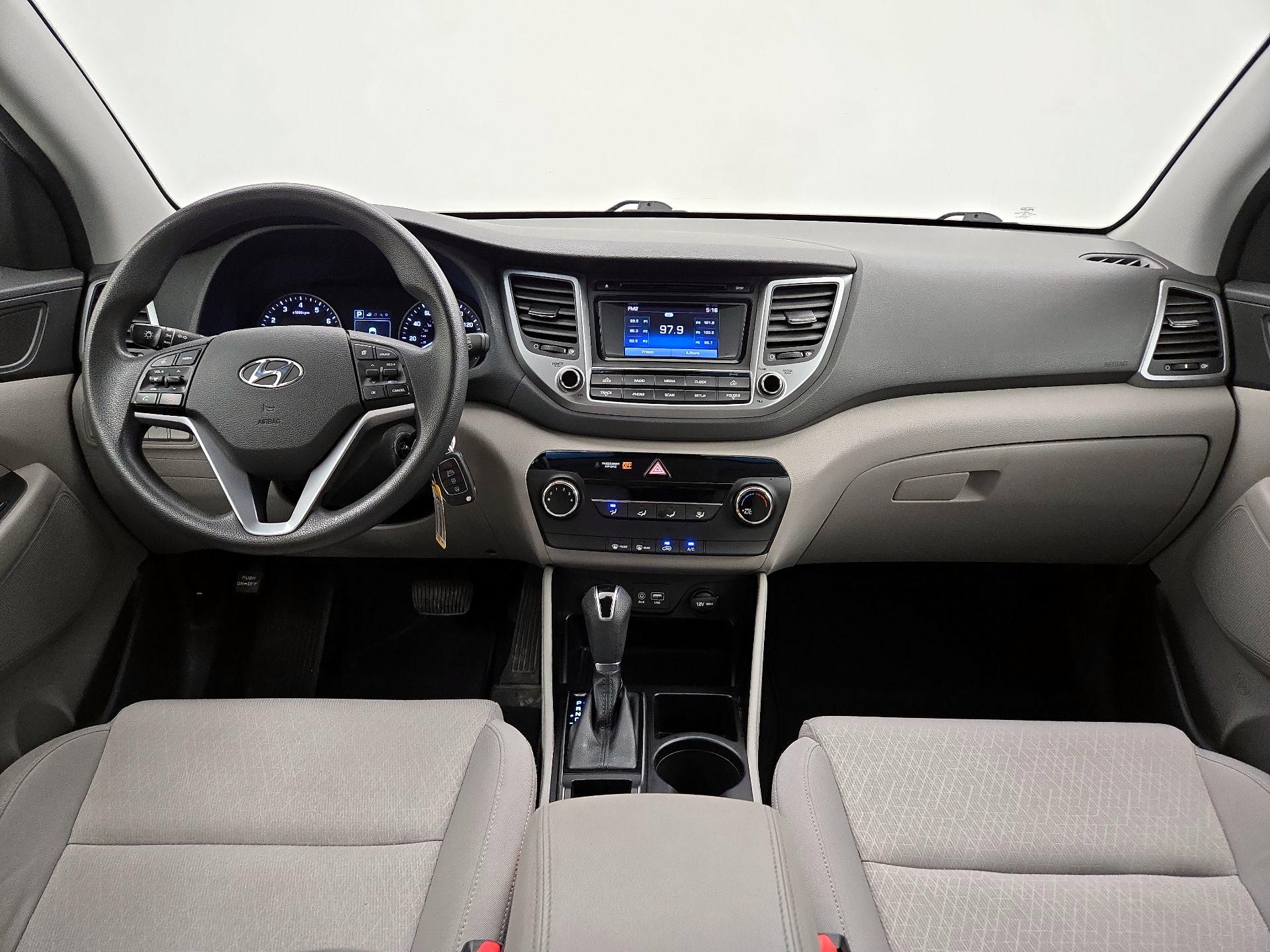Thumbnail: 2017 Hyundai Tucson - 9
