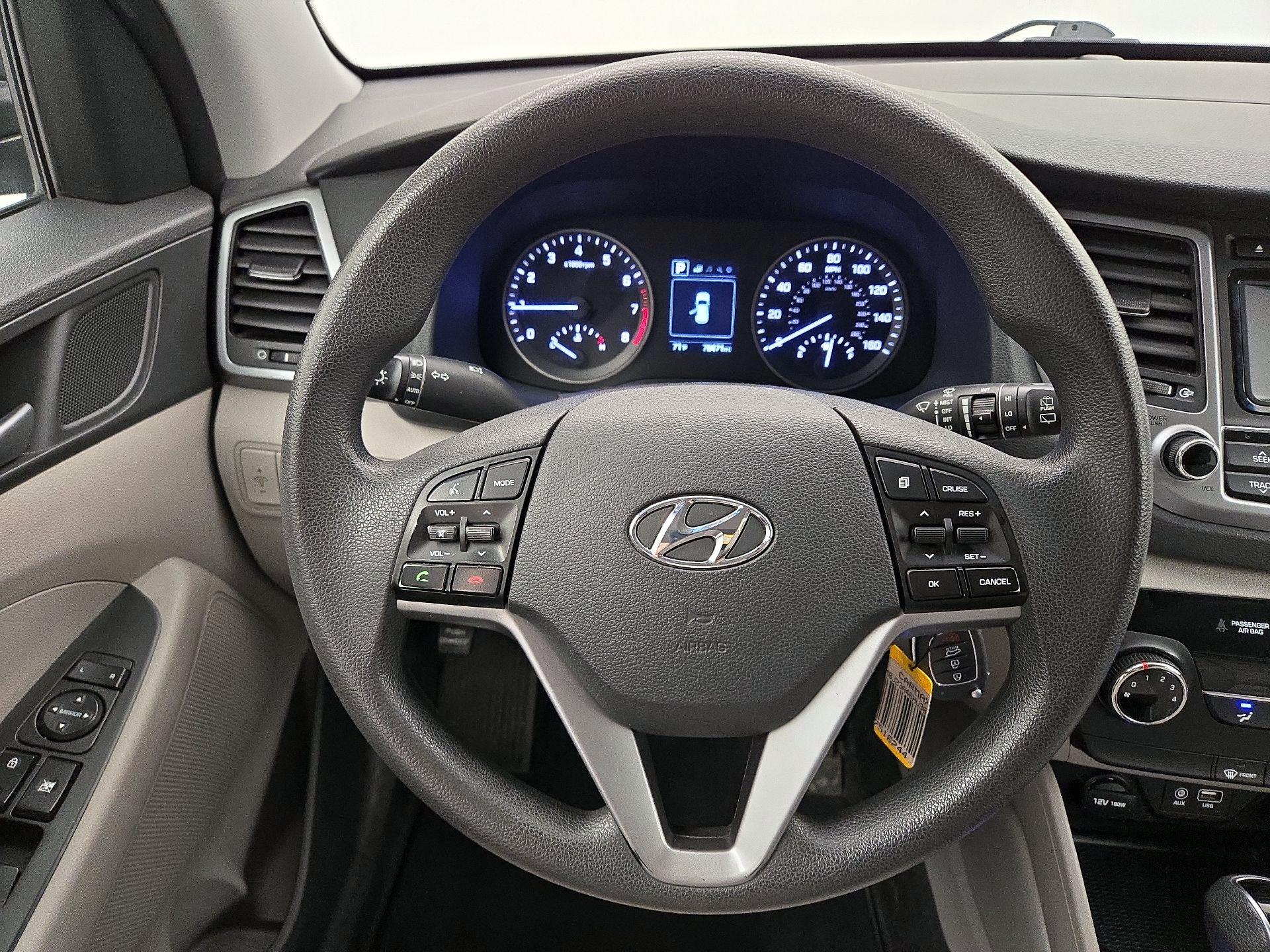 Thumbnail: 2017 Hyundai Tucson - 10