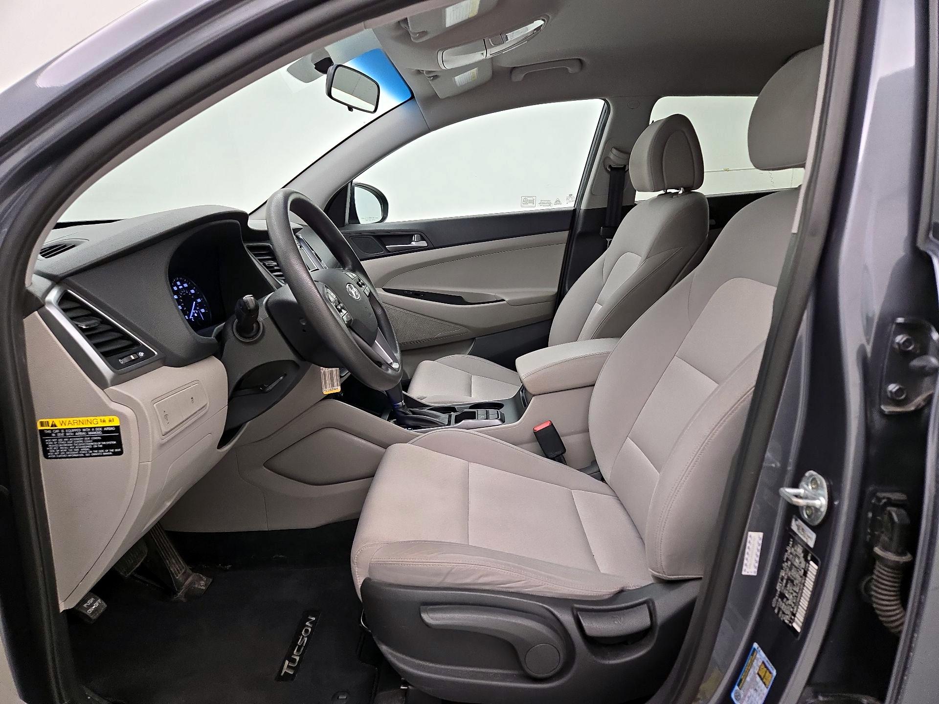 Thumbnail: 2017 Hyundai Tucson - 11