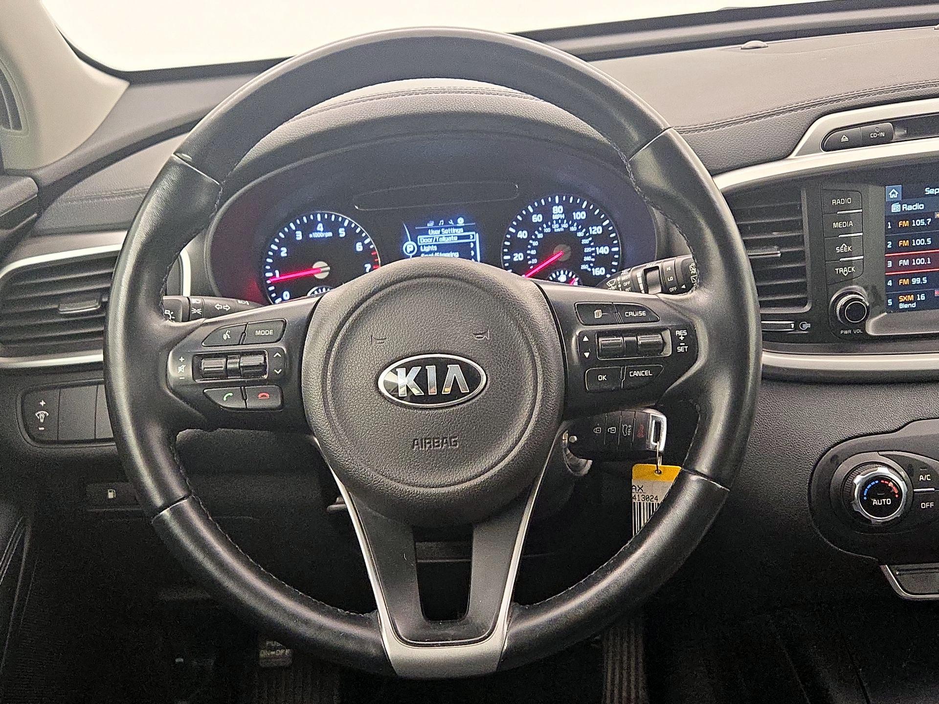 Thumbnail: 2018 Kia Sorento - 10