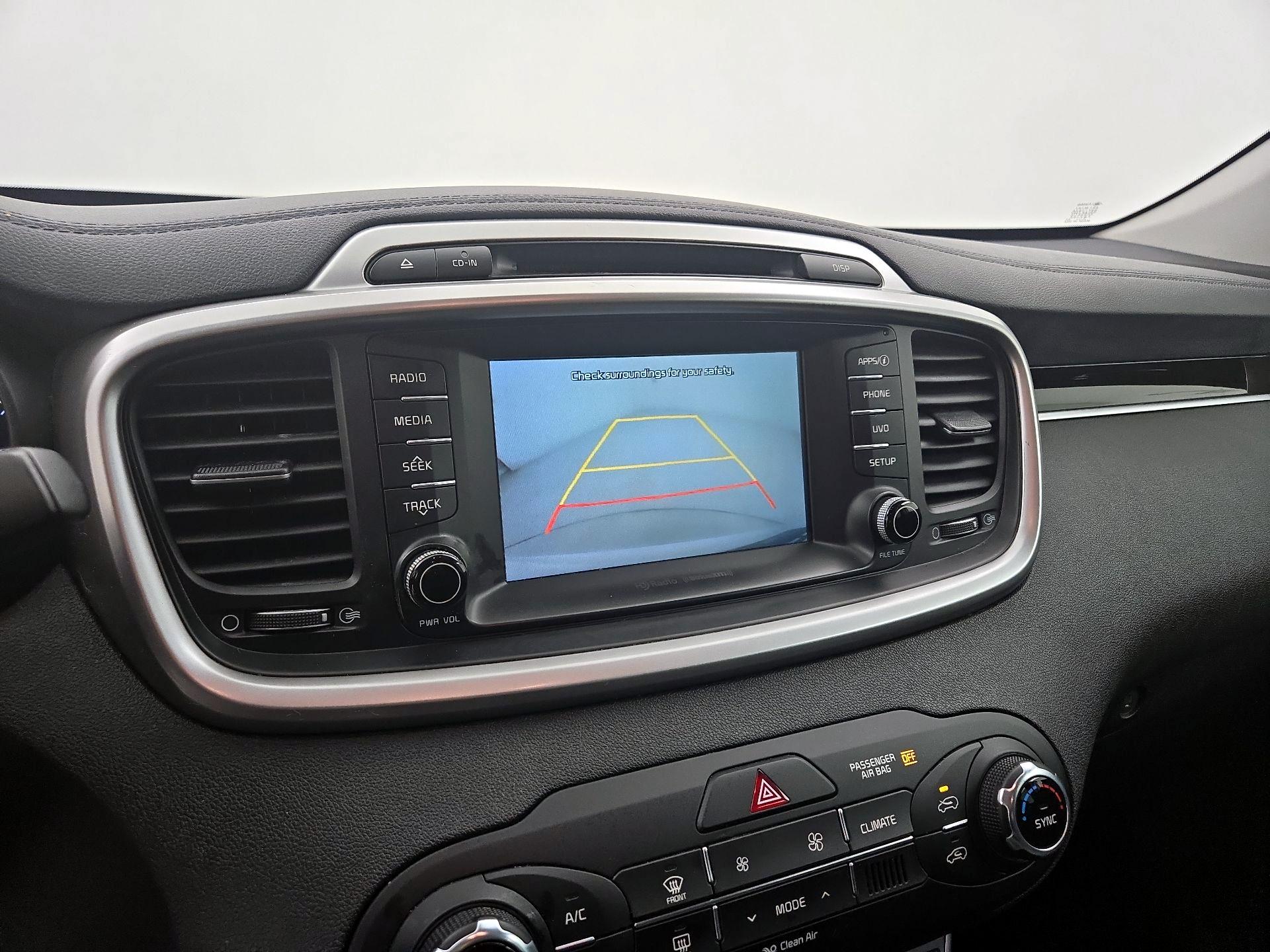 Thumbnail: 2018 Kia Sorento - 14
