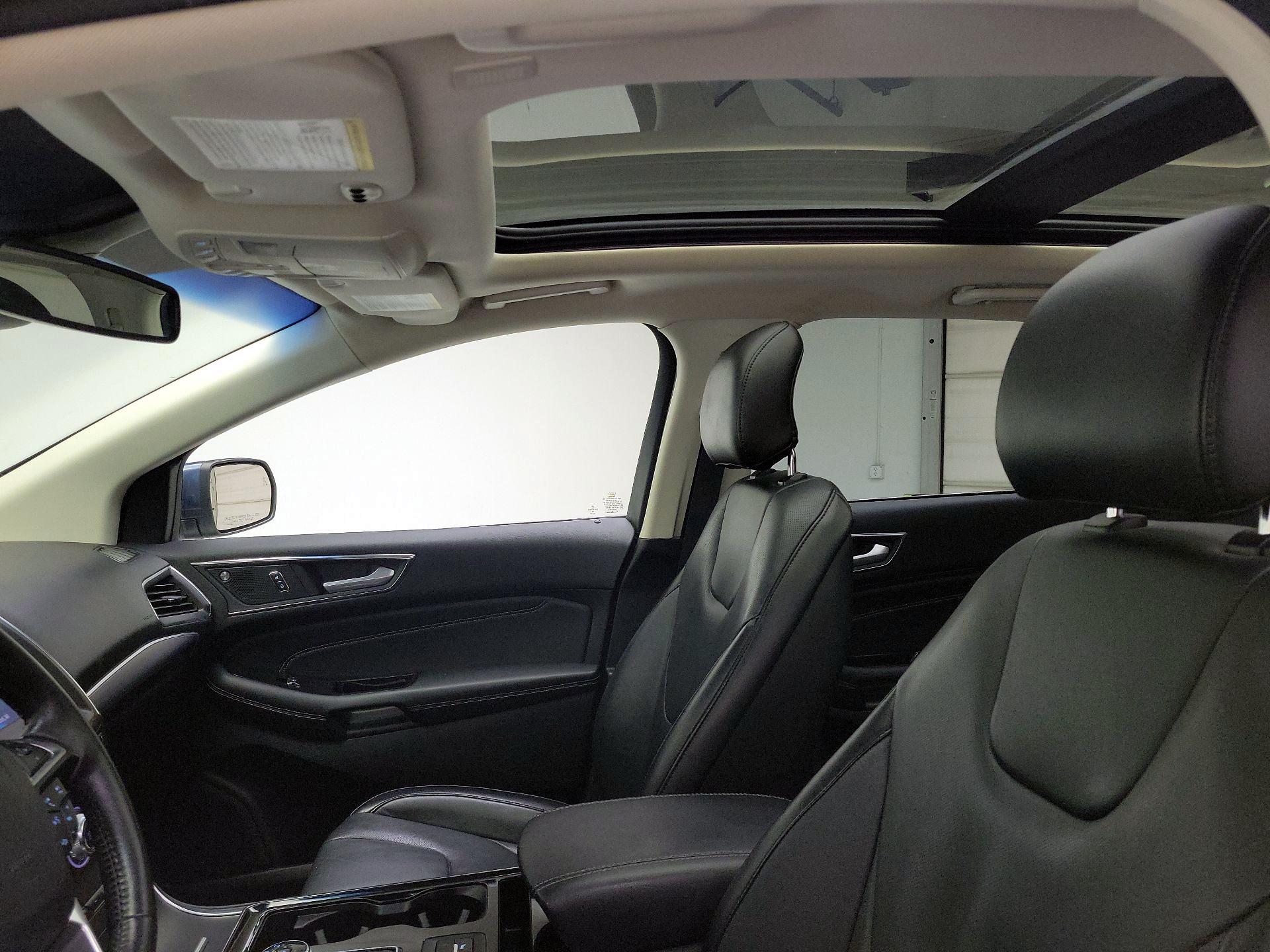 Thumbnail: 2019 Ford Edge - 20