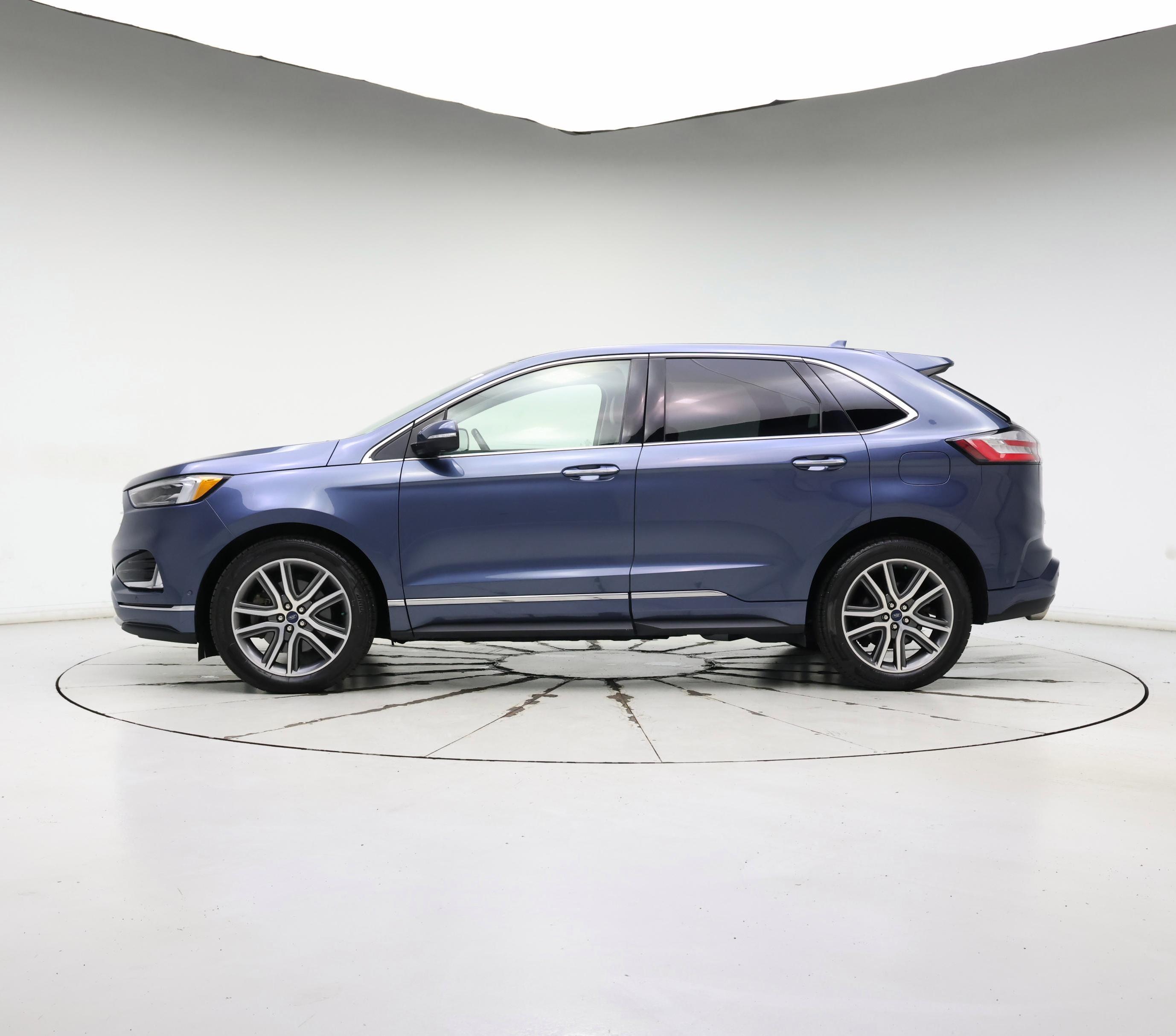 Thumbnail: 2019 Ford Edge - 3