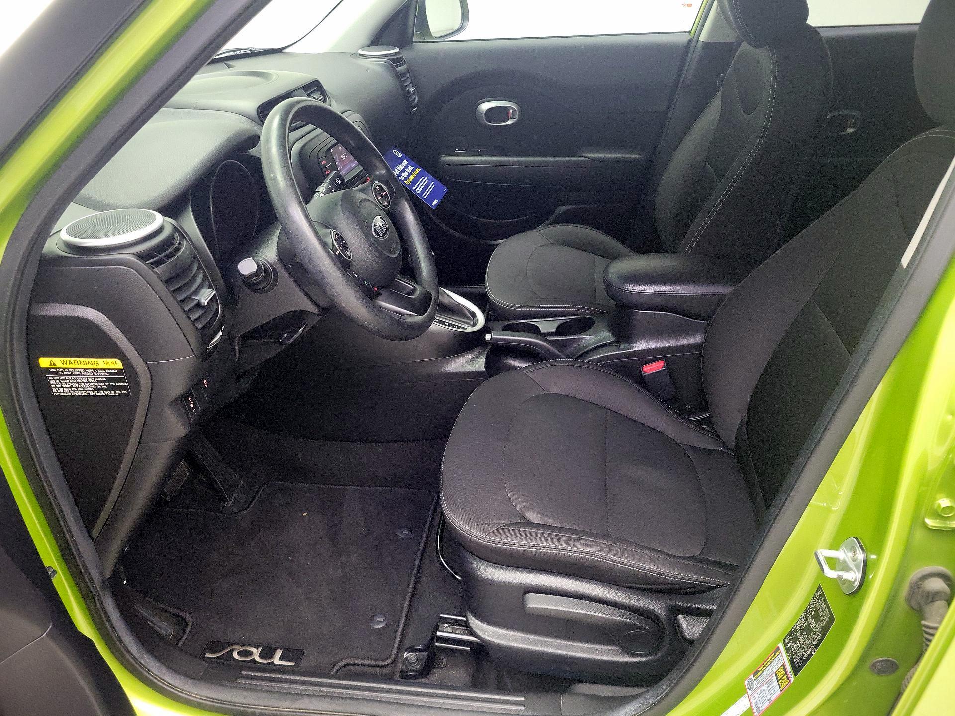 Thumbnail: 2016 Kia Soul - 11