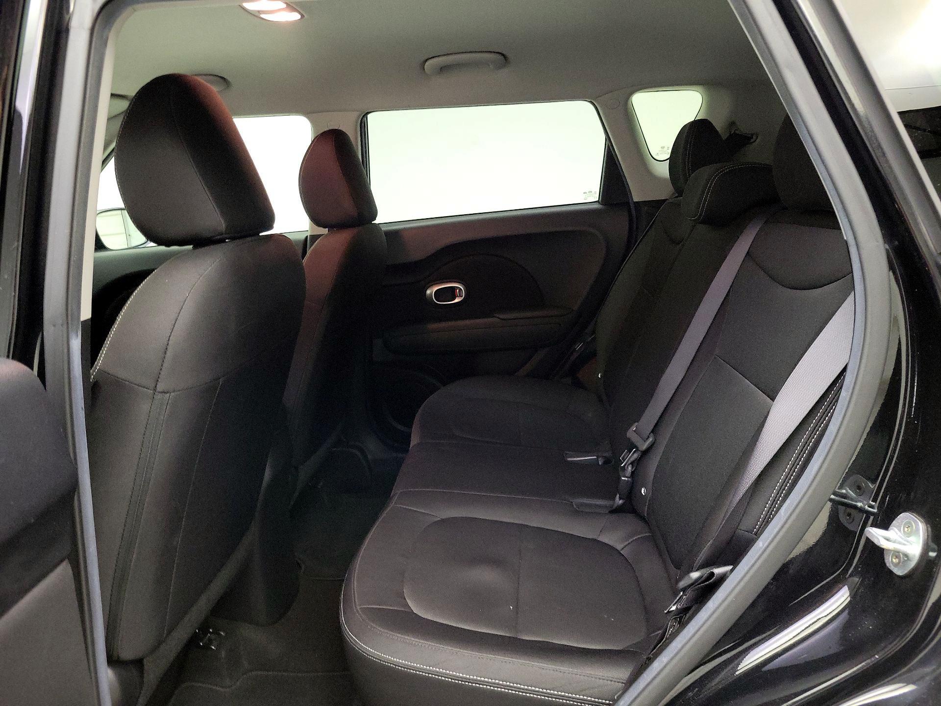 Thumbnail: 2016 Kia Soul - 18