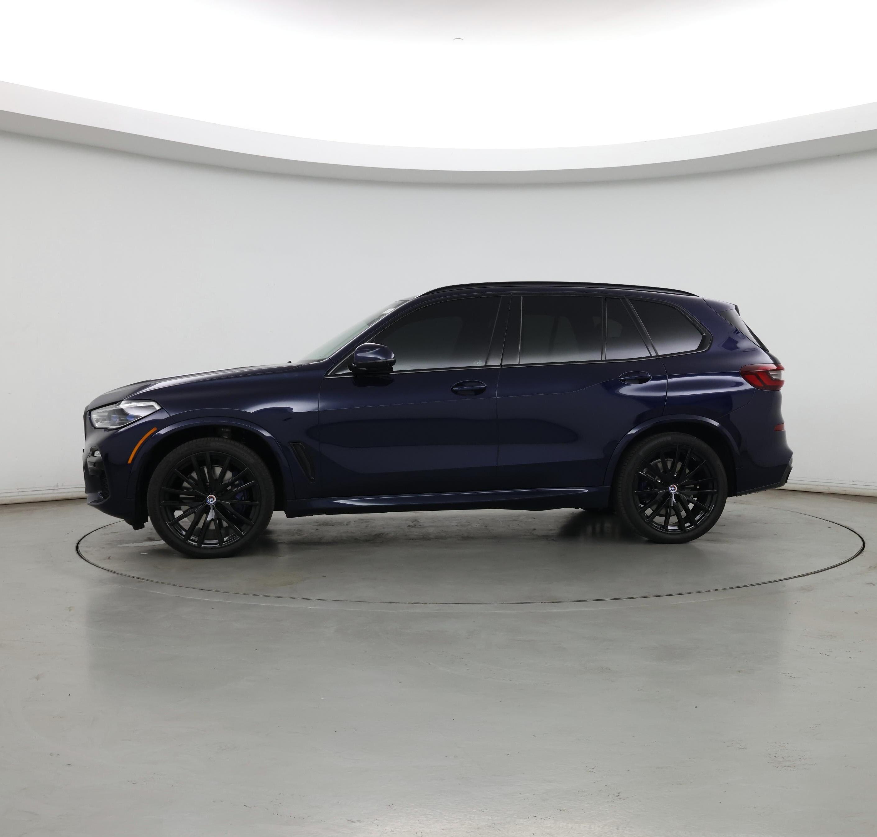 Thumbnail: 2021 BMW X5 - 3