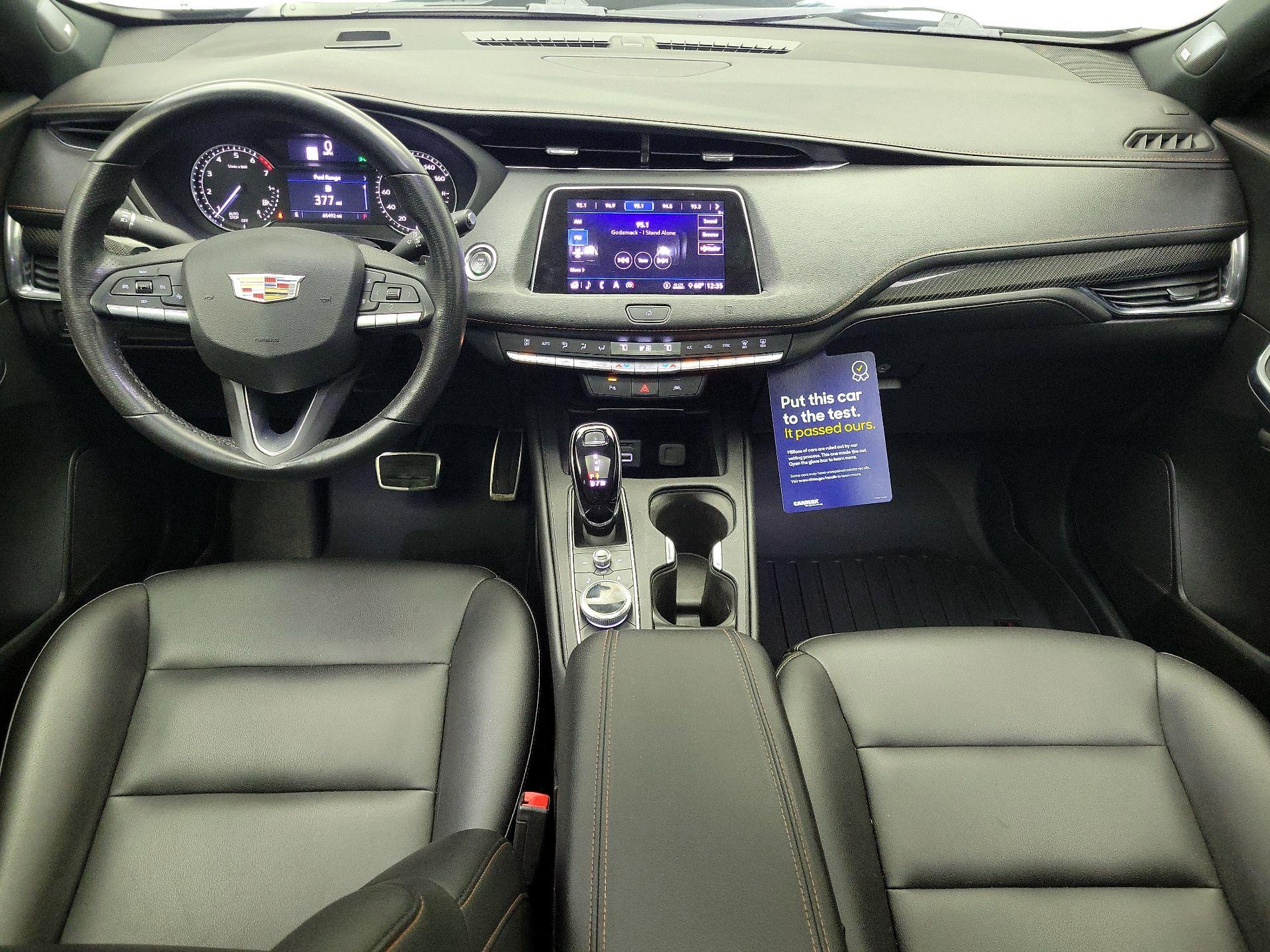 Thumbnail: 2020 Cadillac XT4 - 9