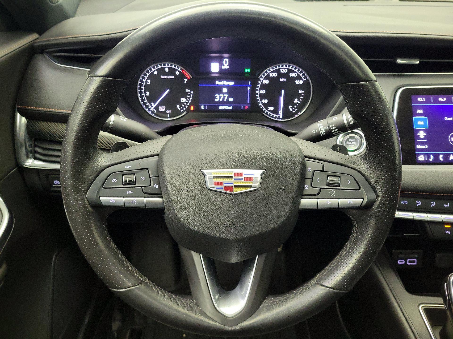 Thumbnail: 2020 Cadillac XT4 - 10