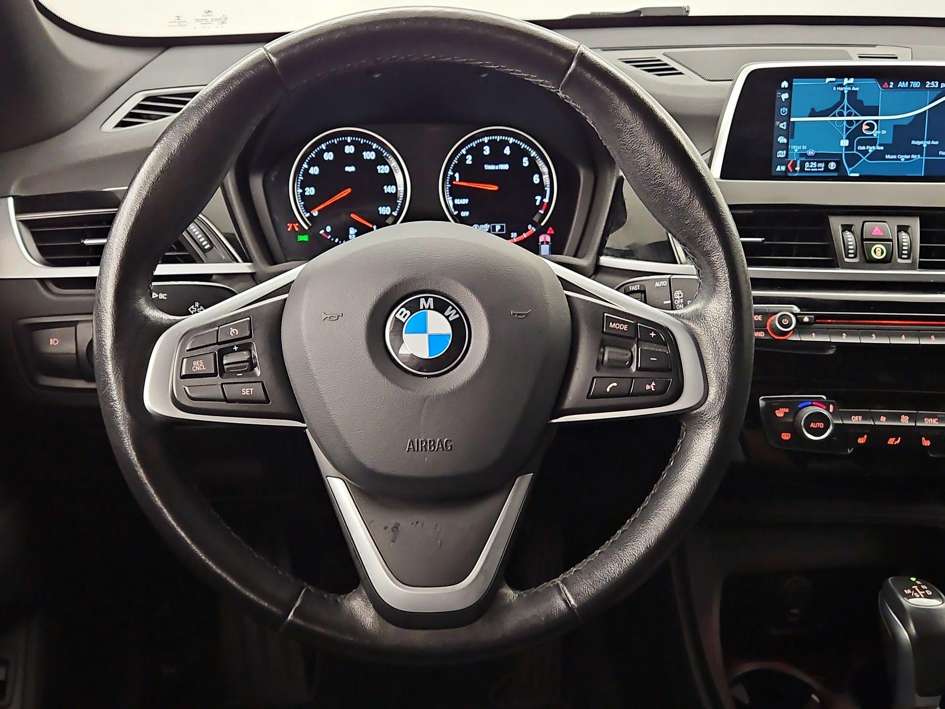 Thumbnail: 2019 BMW X1 - 10