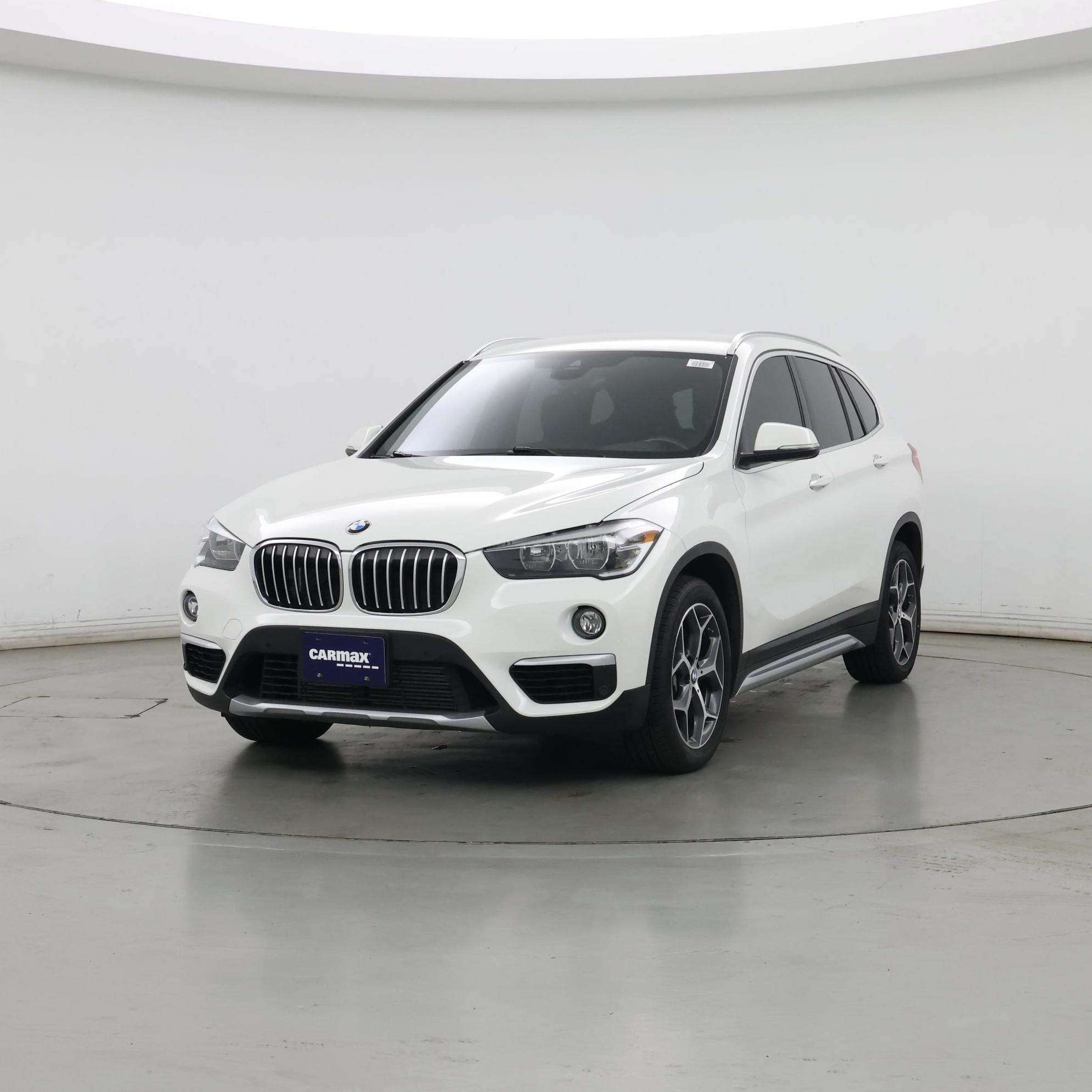Thumbnail: 2019 BMW X1 - 4