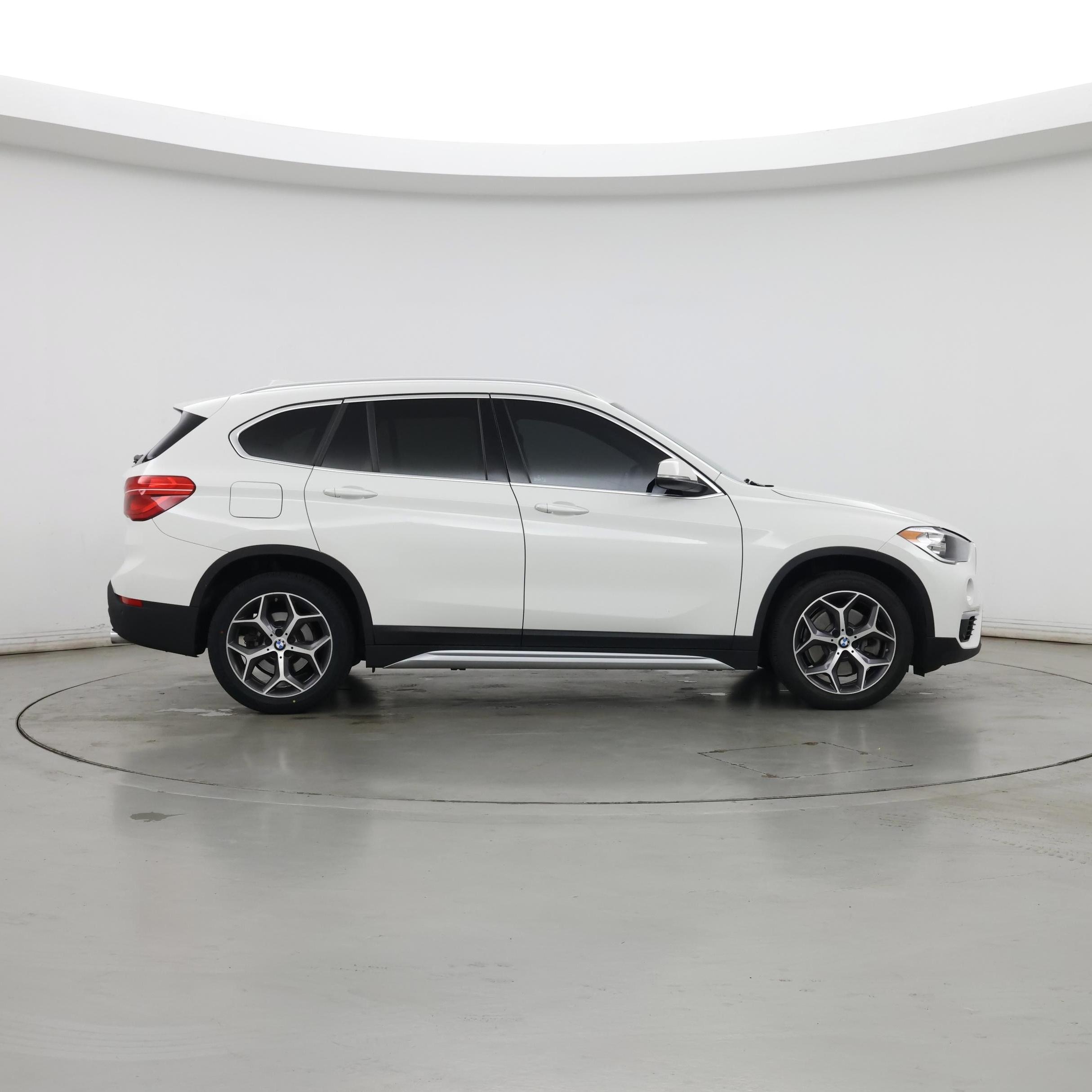 Thumbnail: 2019 BMW X1 - 7