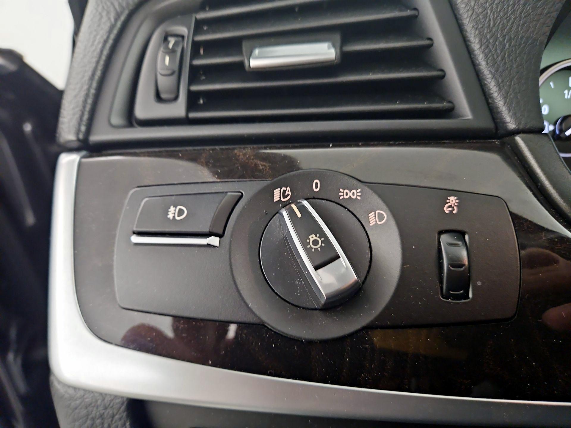 Thumbnail: 2014 BMW 5 Series - 13