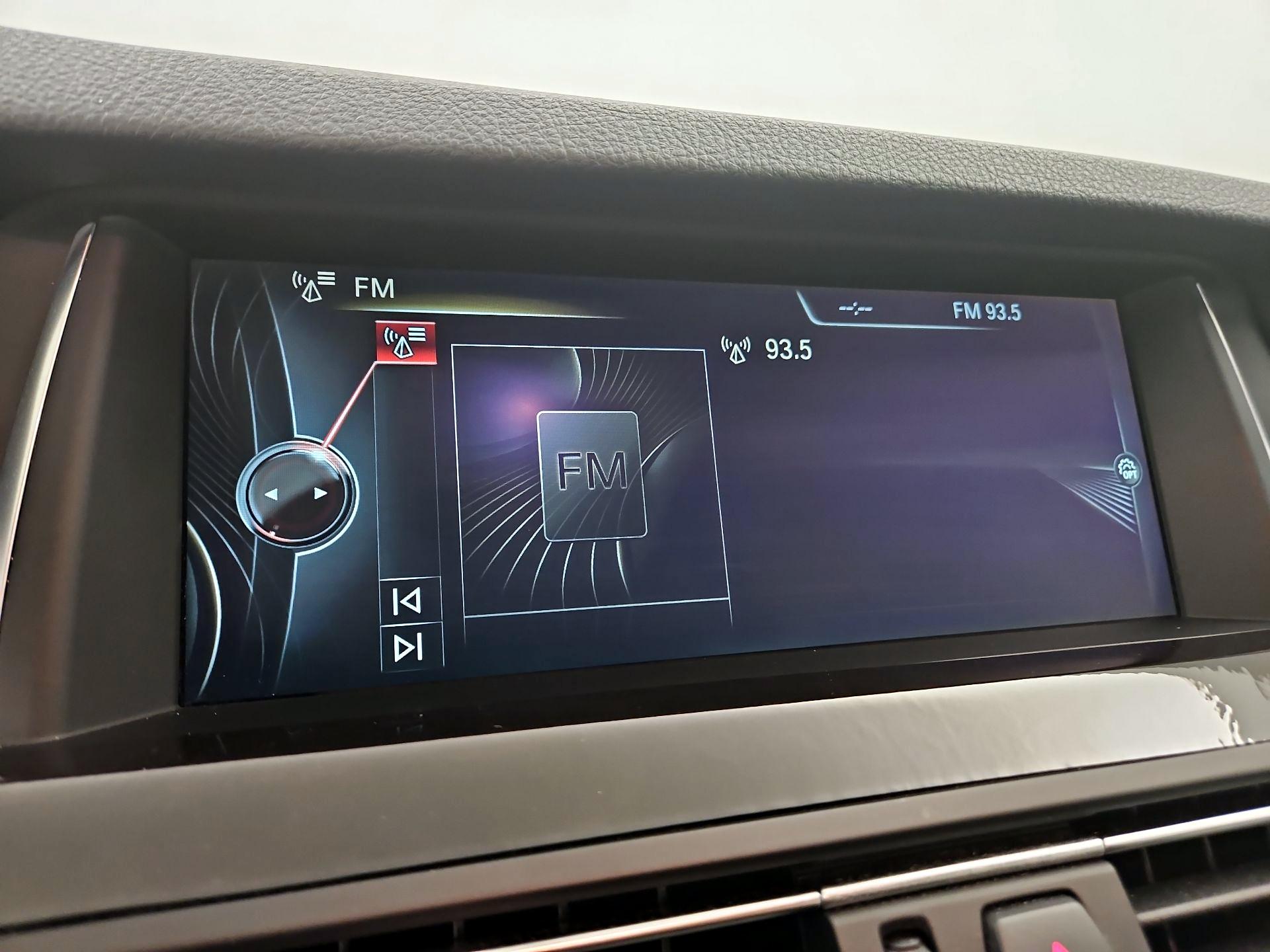 Thumbnail: 2014 BMW 5 Series - 16