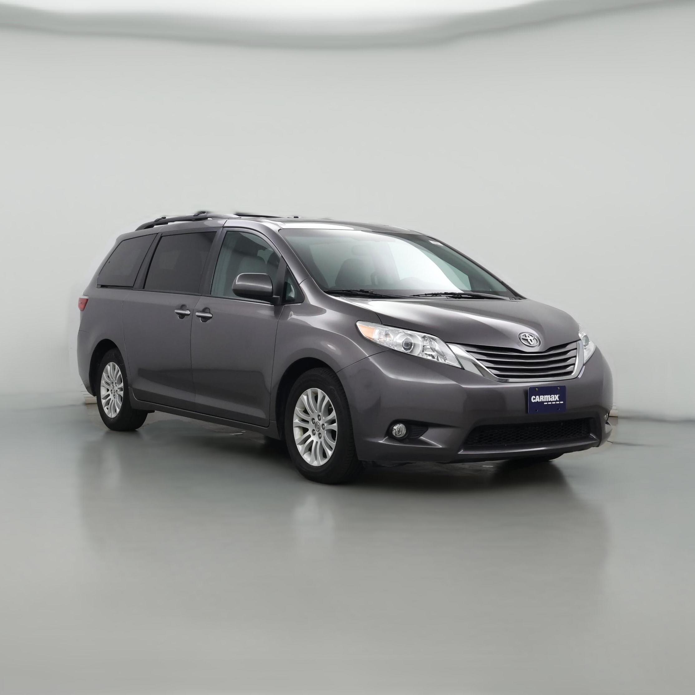 Thumbnail: 2016 Toyota Sienna - 1