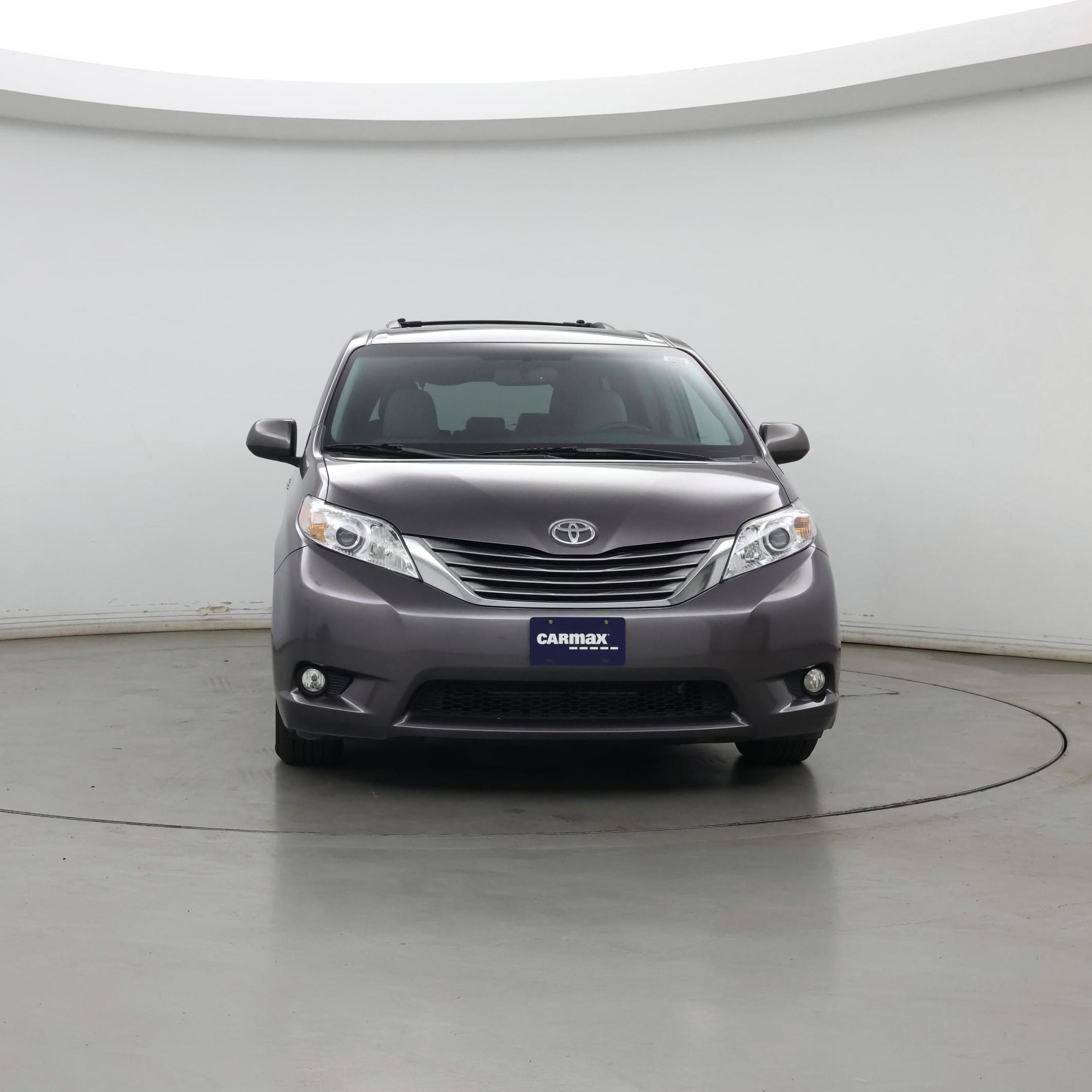 Thumbnail: 2016 Toyota Sienna - 5