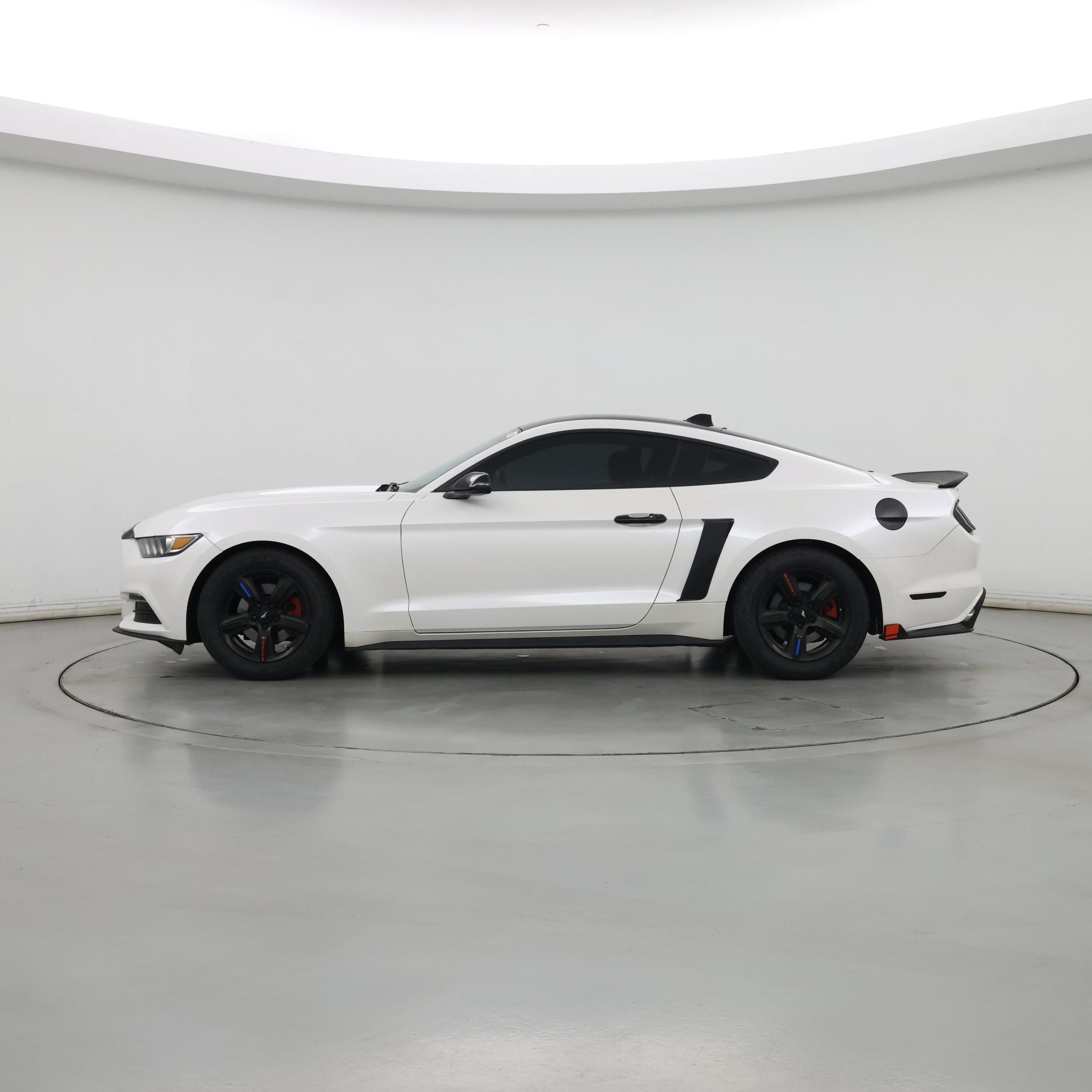 Thumbnail: 2017 Ford Mustang - 3