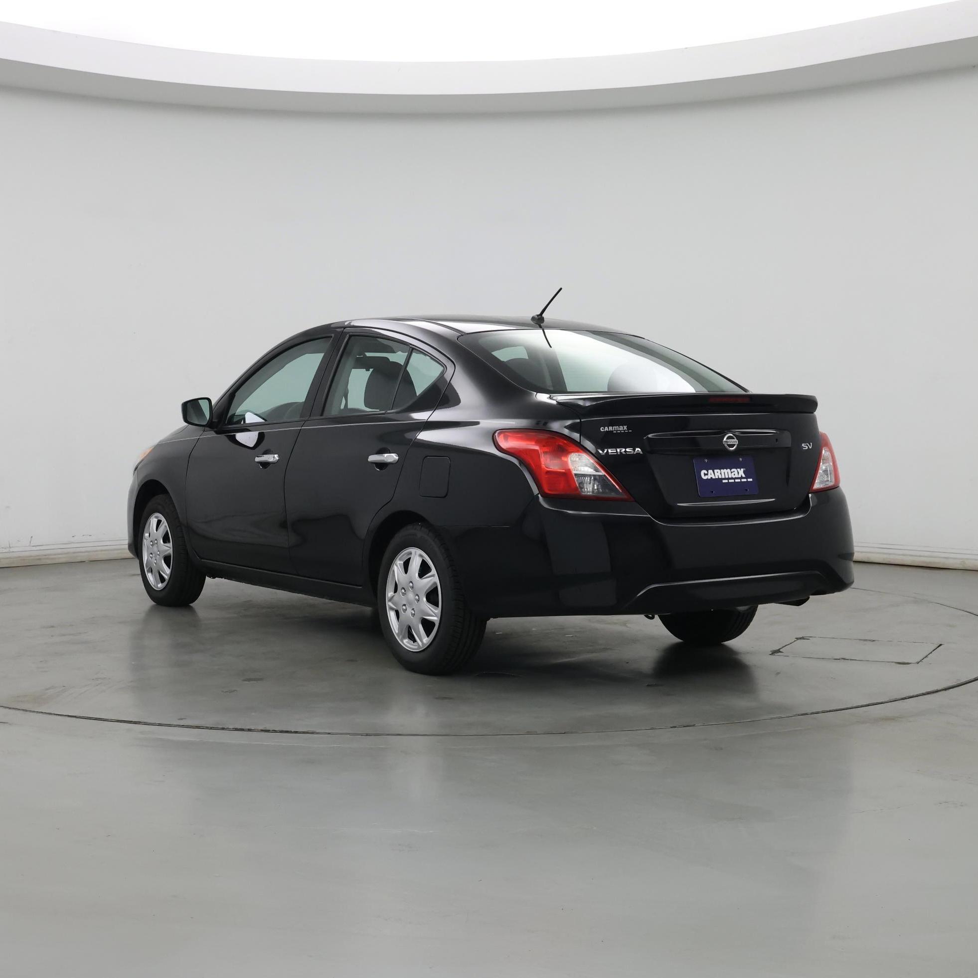 Thumbnail: 2017 Nissan Versa - 2