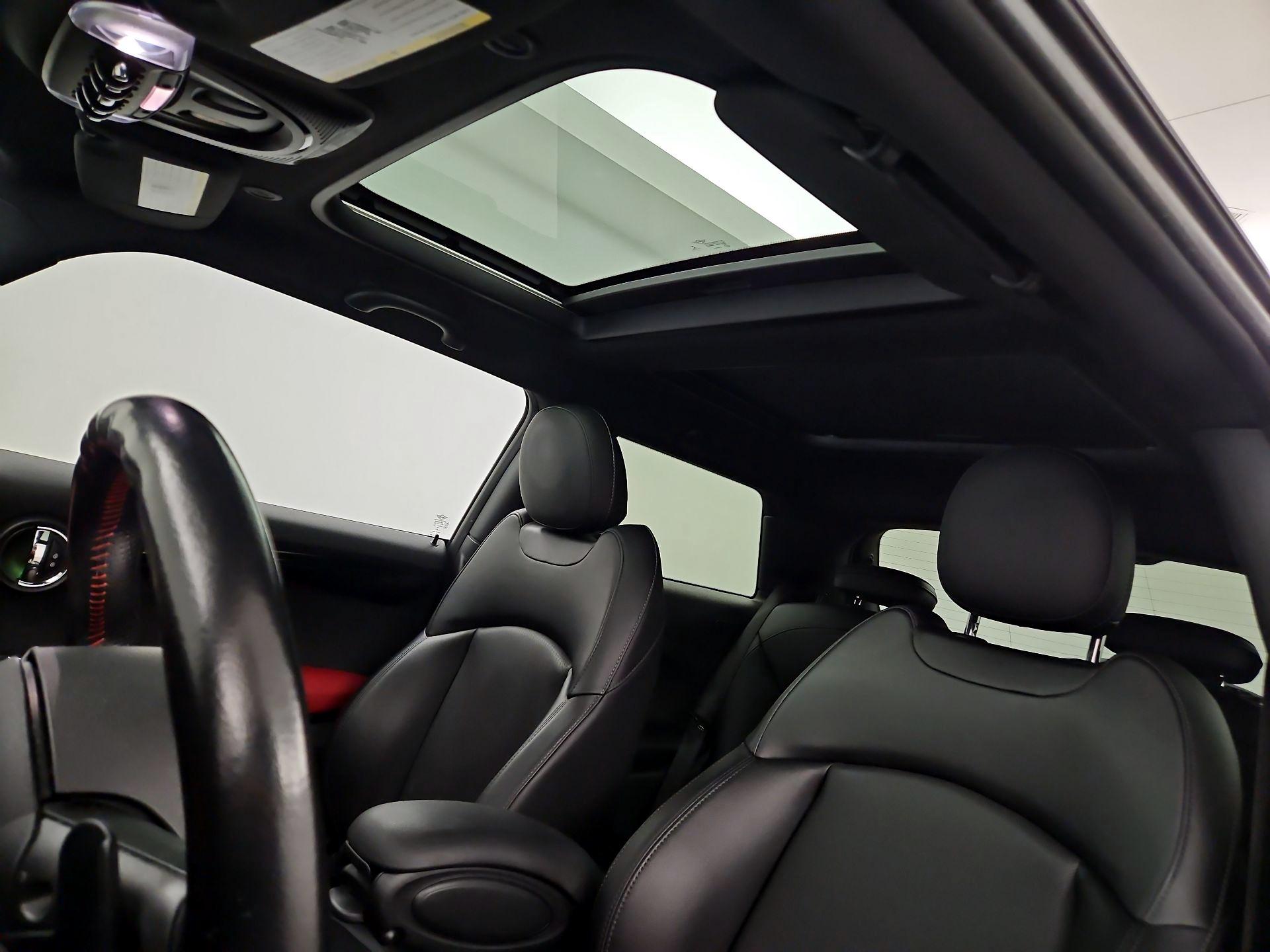 Thumbnail: 2018 MINI Cooper Hardtop - 20