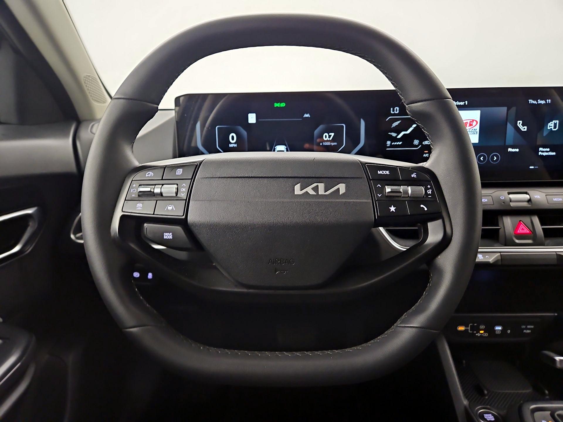 Thumbnail: 2025 Kia K4 - 10