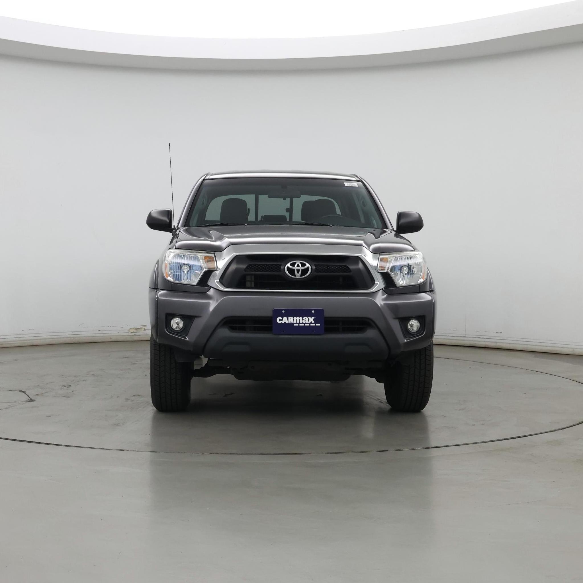 Thumbnail: 2015 Toyota Tacoma - 5